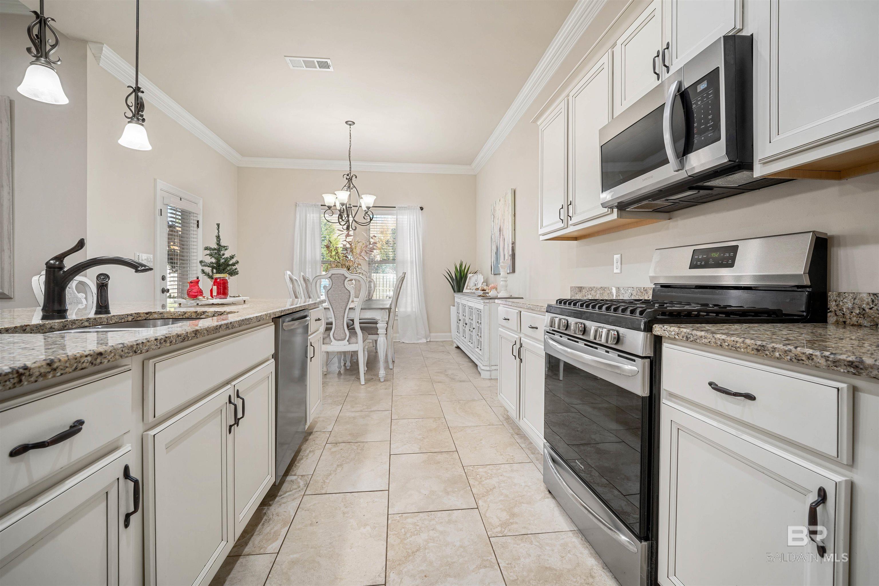 Spanish Fort, AL, 36527