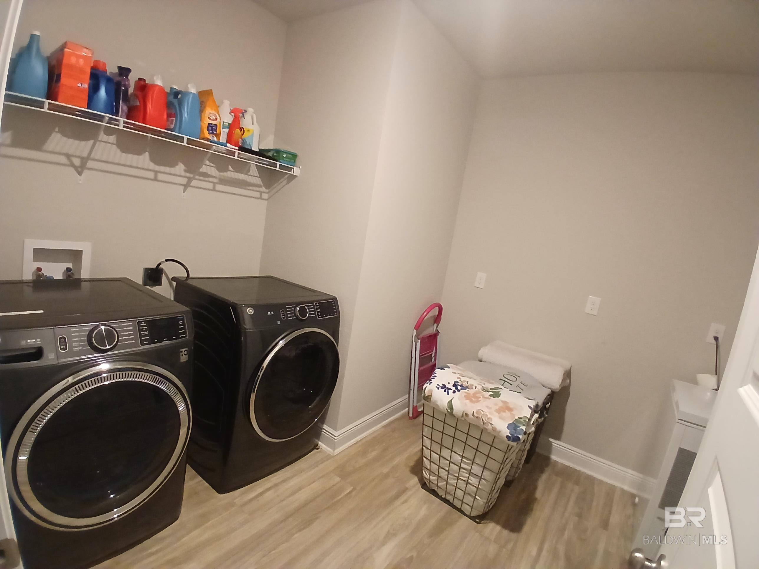 https://zimg.paragon.ice.com/ParagonImages/Property/PG/BCAR/389027/19/0/0/2d4390d9e3227e2a943d578567a05158/7/30a2f3fd4d6451e951718930ee03ee5c/389027-1f8b5680-2f06-4bfb-acbe-f76039aba40e.JPG
