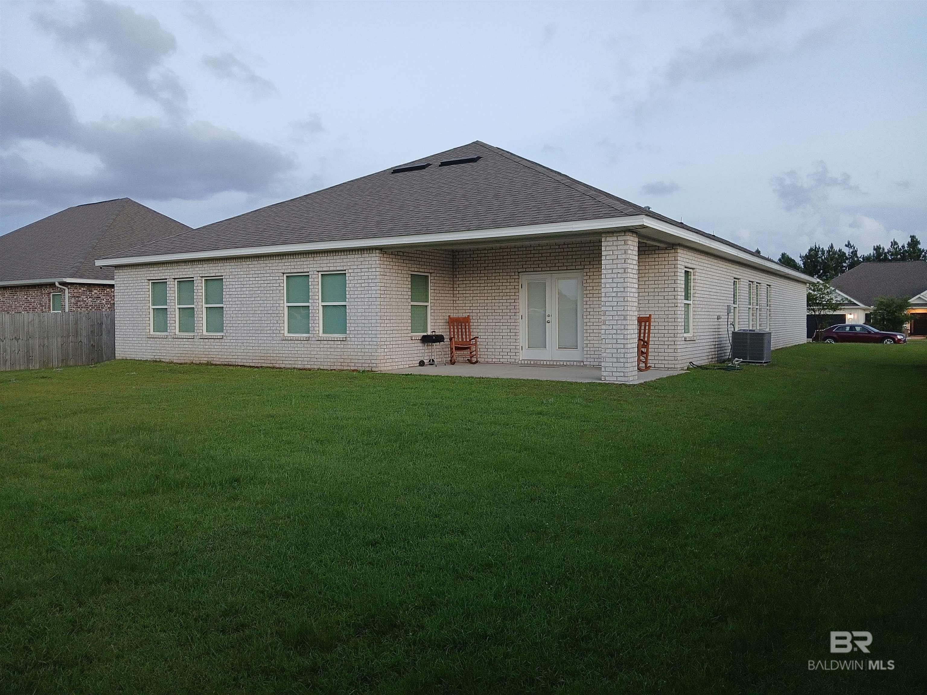 https://zimg.paragon.ice.com/ParagonImages/Property/PG/BCAR/389027/20/0/0/741210fd7b6e17fc250ef1a0b6dabc74/7/30a2f3fd4d6451e951718930ee03ee5c/389027-f6c88ad3-3cf3-47fb-8277-d0e026b16cdf.JPG