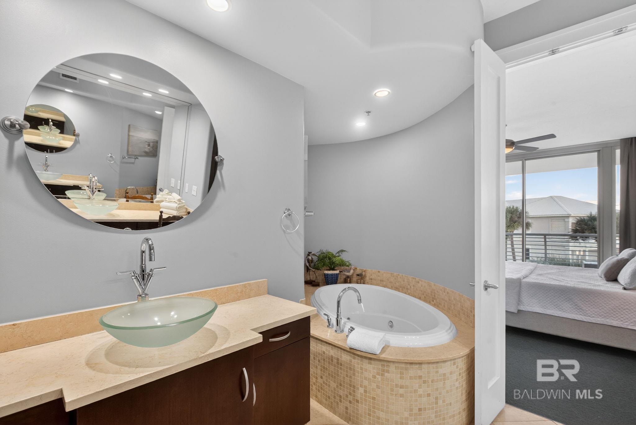  UNIT 208, Orange Beach, AL, 36561