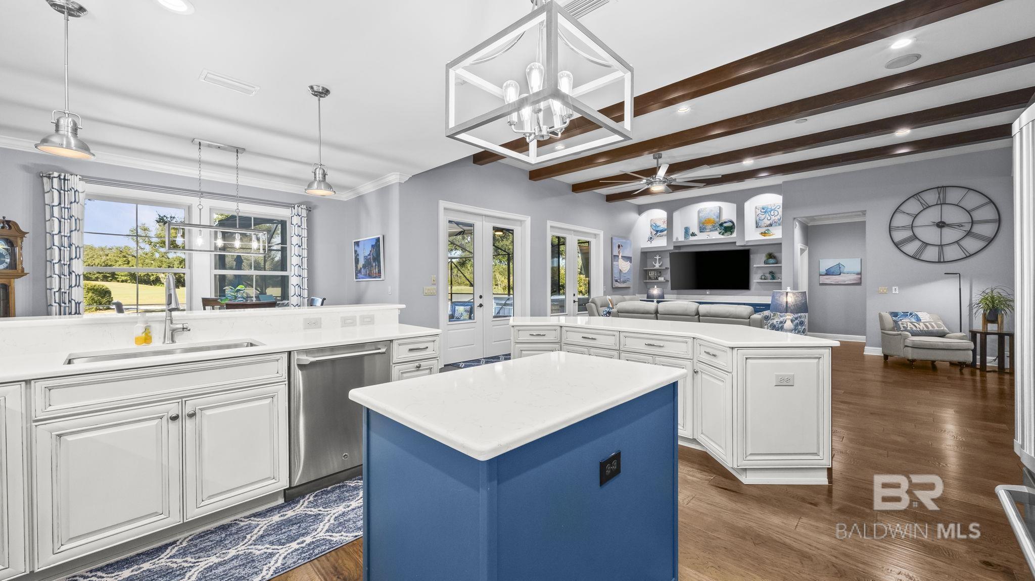 https://zimg.paragon.ice.com/ParagonImages/Property/PG/BCAR/389179/14/0/0/a3cc7f127eb3e53ec50dccc99467101e/7/2e10fbfcd5c31f4e4a3efeaa06a13b3c/389179-ed6edbdb-ee62-4336-aa67-58277350a5e7.JPG