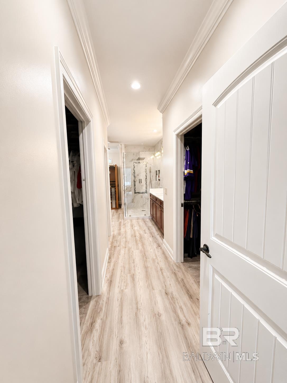 https://zimg.paragon.ice.com/ParagonImages/Property/PG/BCAR/389179/17/0/0/0ff950c9a60469525ec02bf87c5ba0ff/7/2e10fbfcd5c31f4e4a3efeaa06a13b3c/389179-d76e00aa-f4b8-4609-85e2-35b84513e3b4.JPG