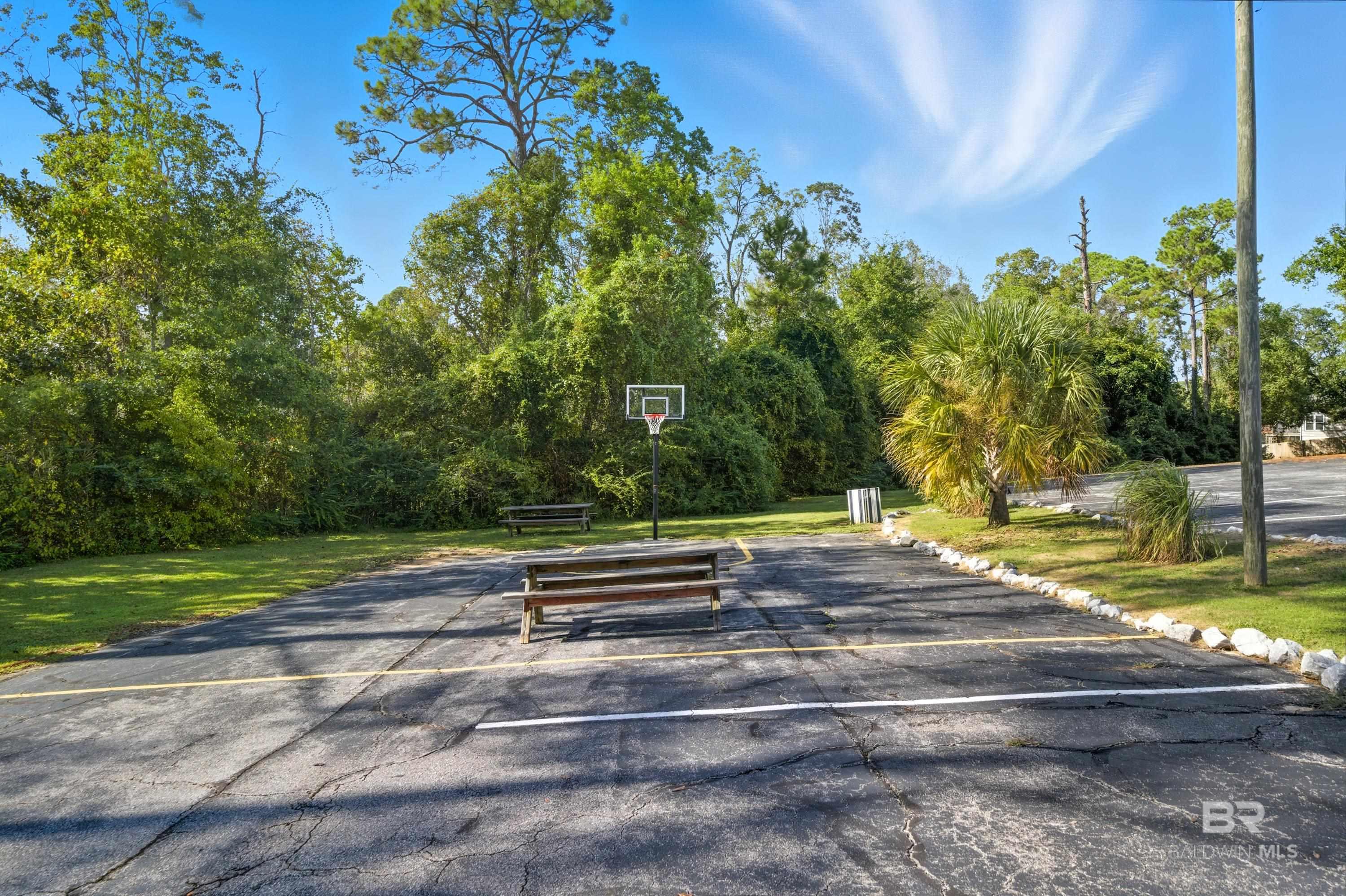 63 Buena Vista Drive, Lillian, AL, 36549