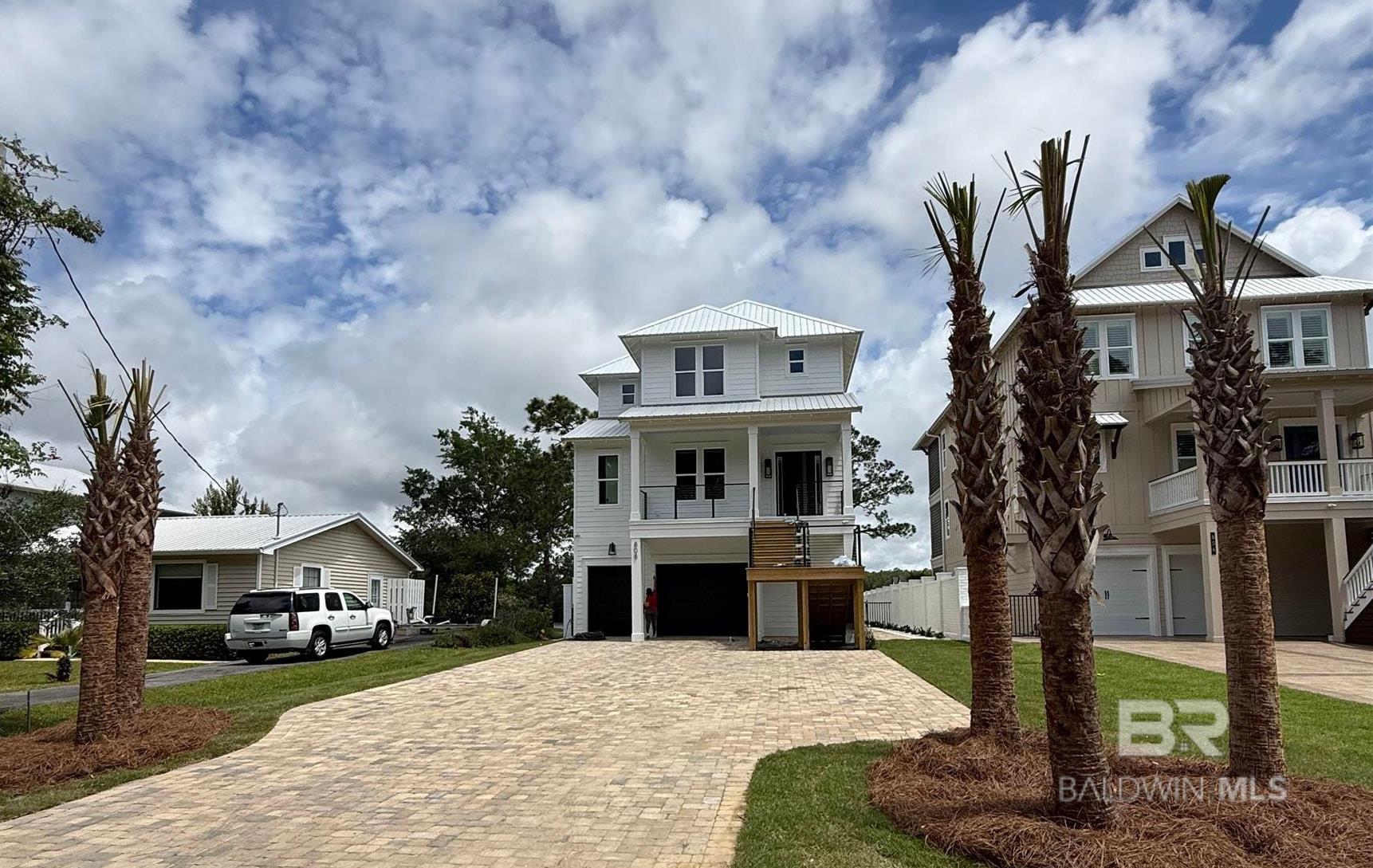 https://zimg.paragon.ice.com/ParagonImages/Property/PG/BCAR/389263/2/0/0/df96e21ef494c0046dcfc1a54e010abe/7/55912873453362c29d661fd445750760/389263-f92c7743-bfa1-42a8-a746-6fef091acb12.JPG