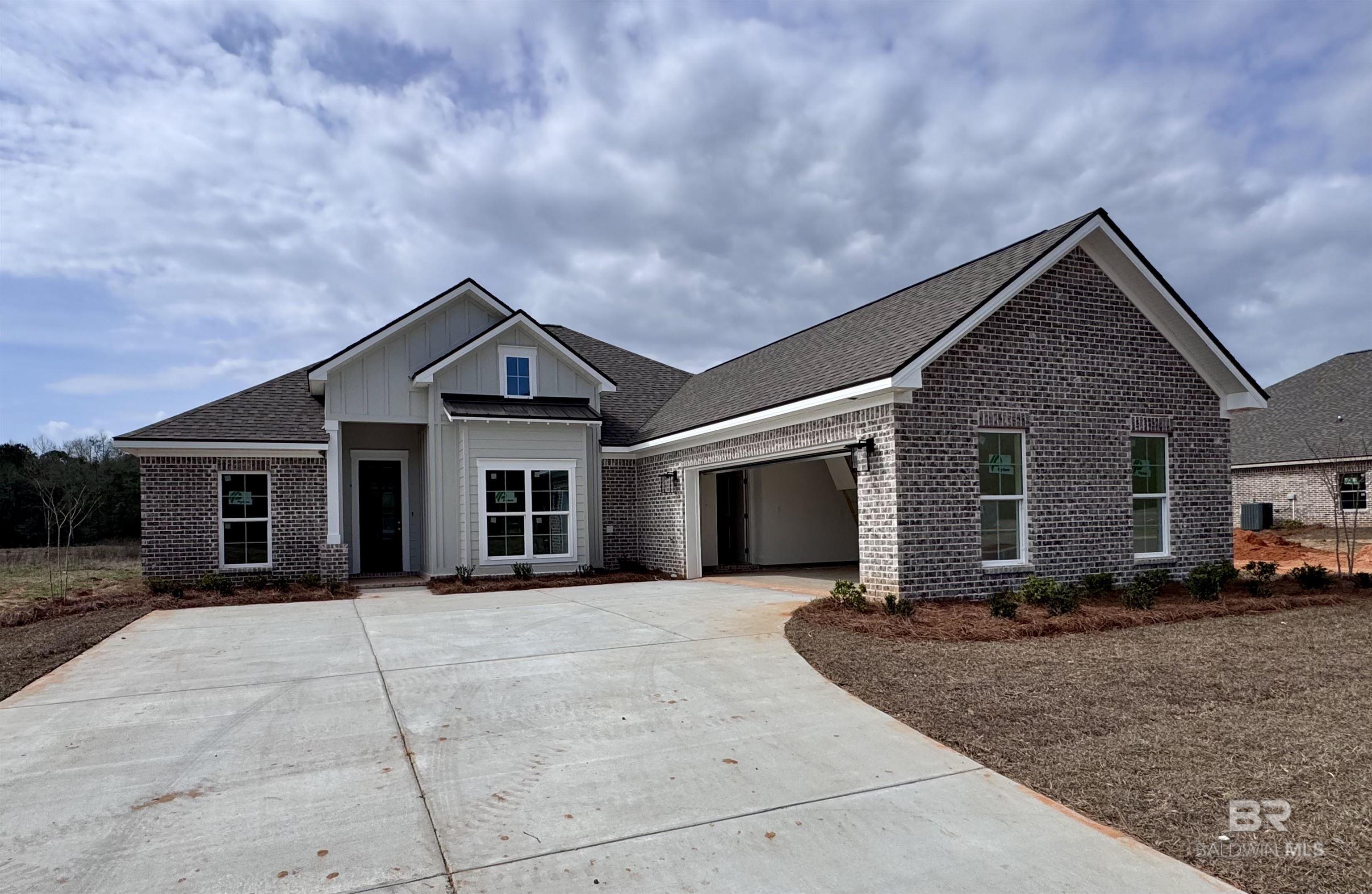 27315 Patch Place Loop