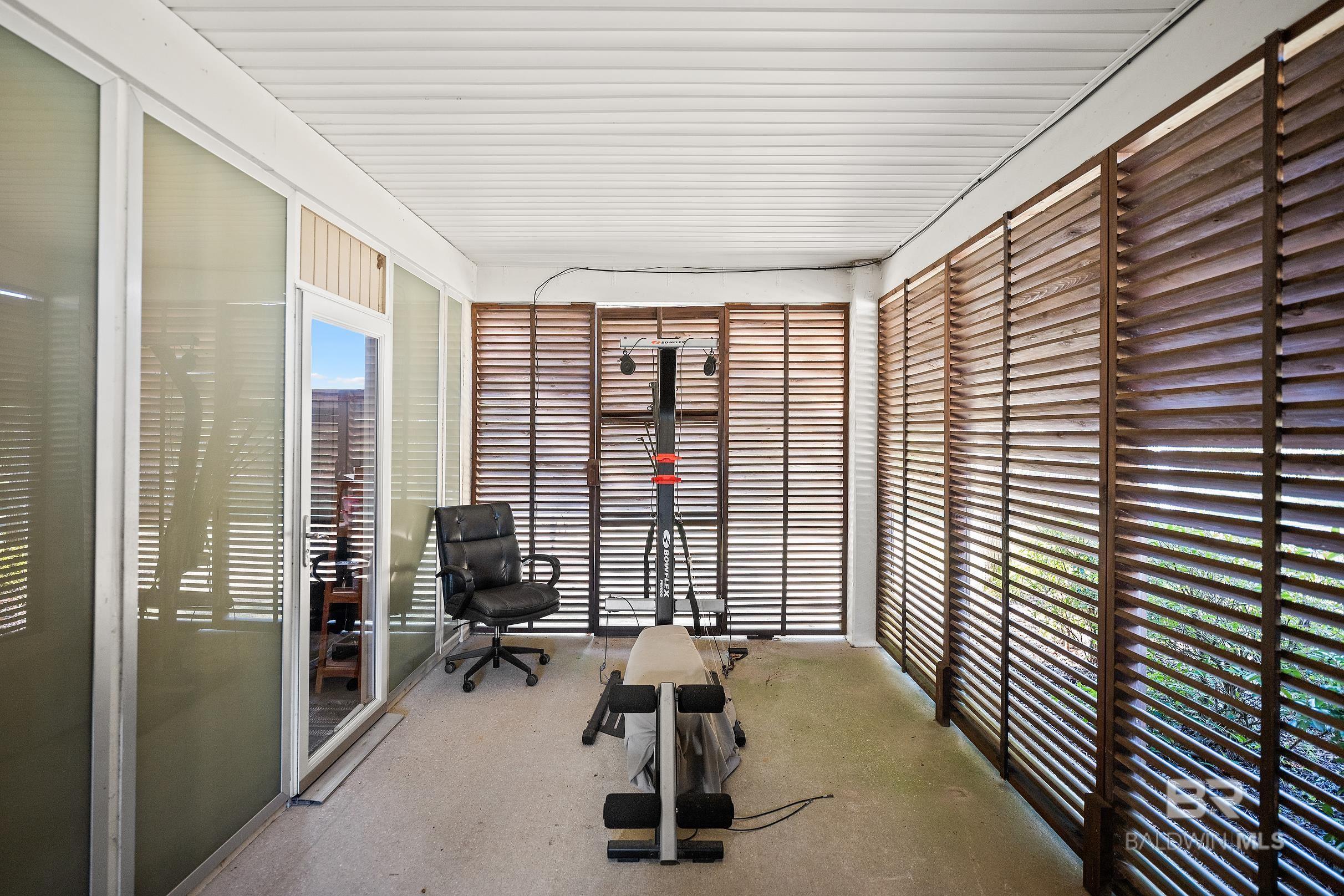 https://zimg.paragon.ice.com/ParagonImages/Property/PG/BCAR/389414/31/0/0/ceeacb25442499bd9c0d6ca7e126ba53/7/8f1b003774500222b1cb1ef514b78c71/389414-99977621-7c21-45f4-82eb-e4575f069a7a.JPG
