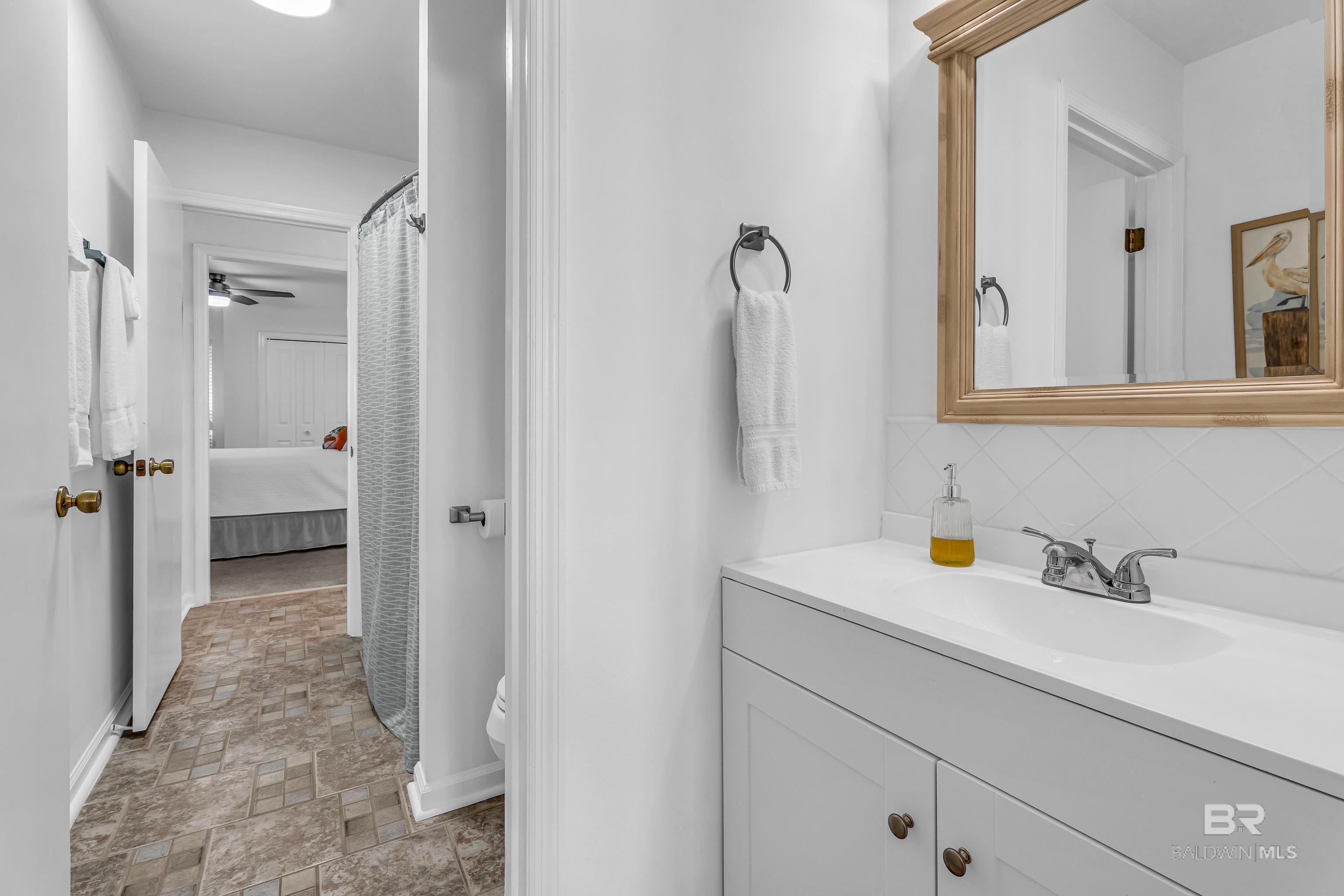 Gulf Shores, AL, 36542