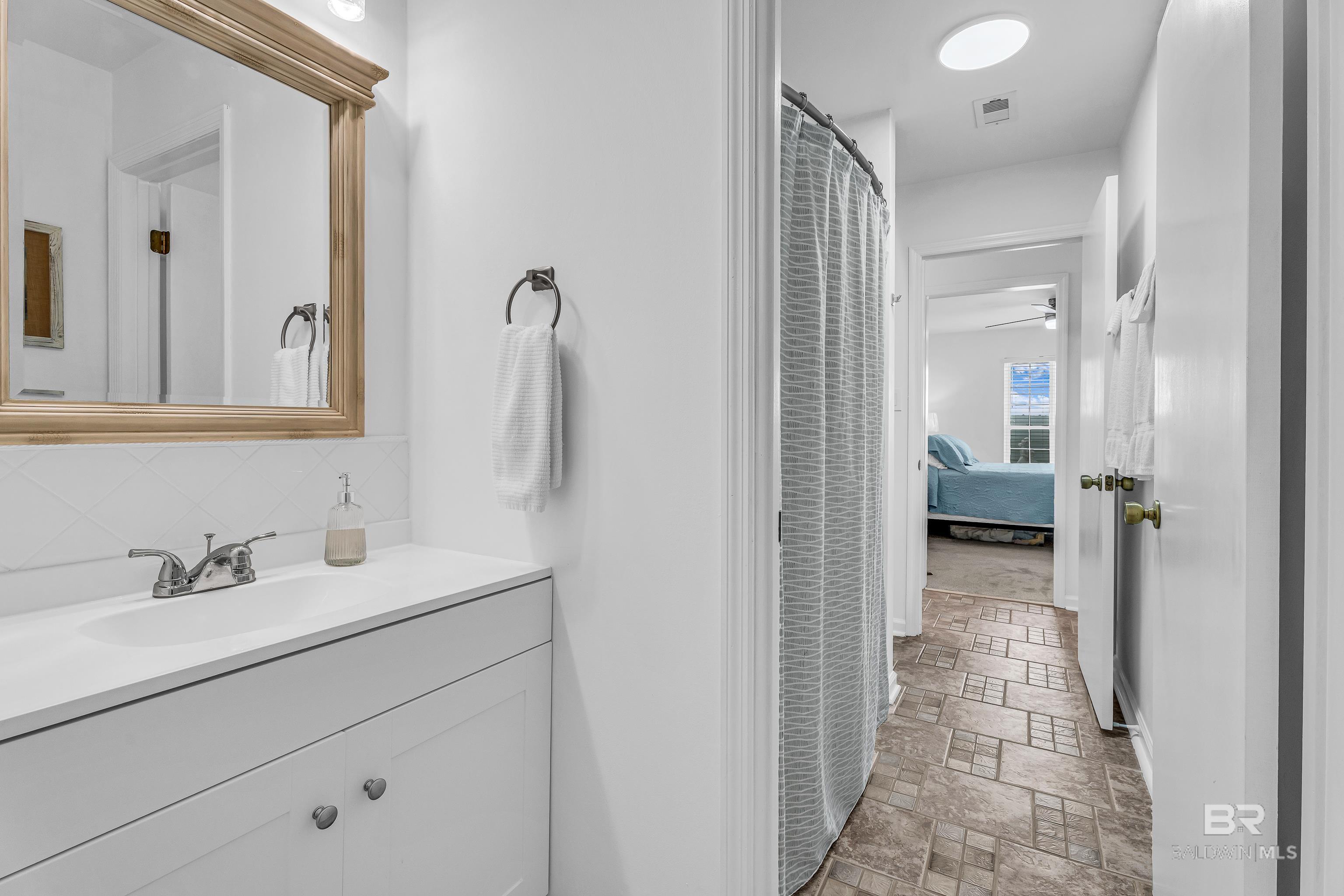 Gulf Shores, AL, 36542