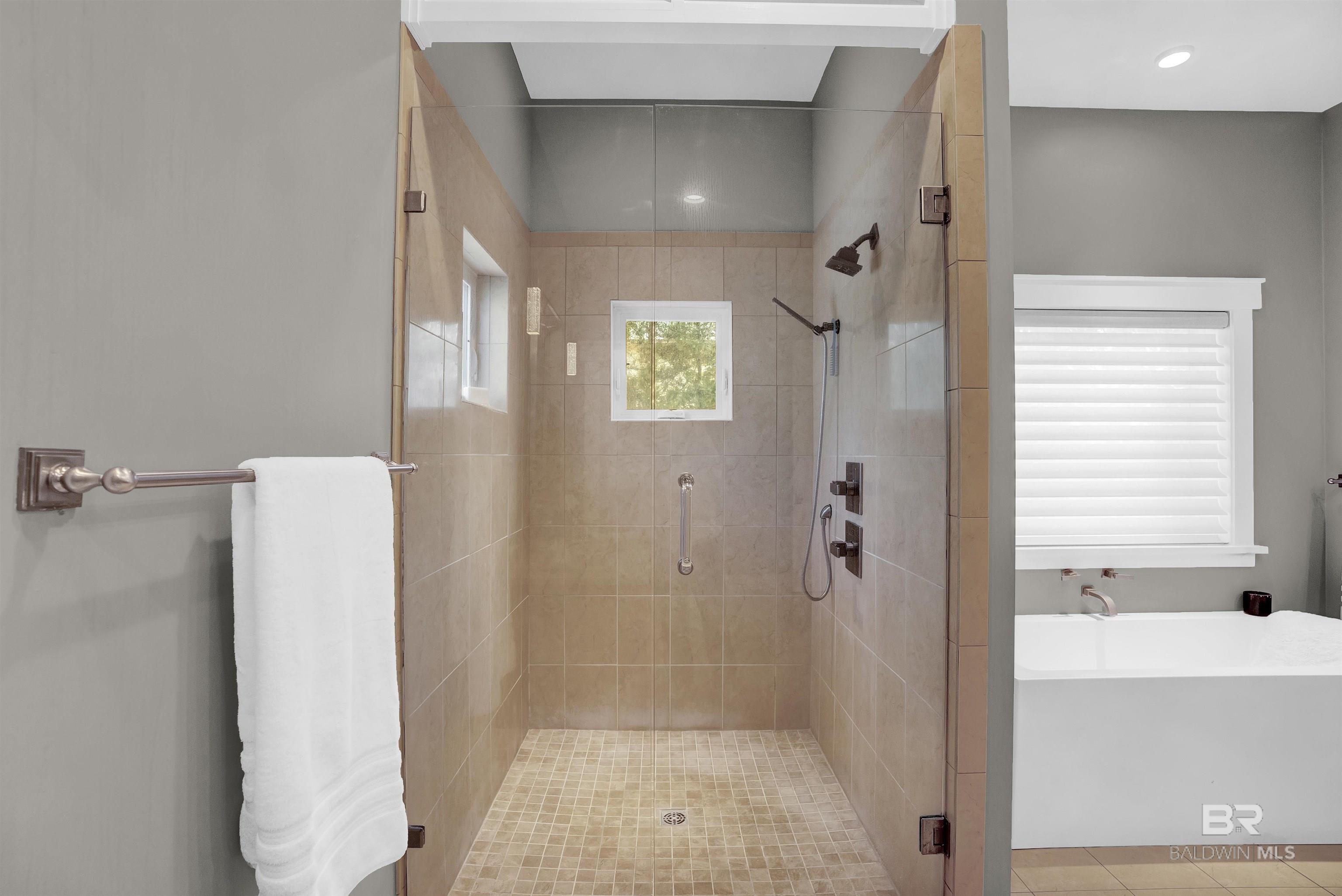 24167 Bay Shore Drive, Daphne, AL, 36526