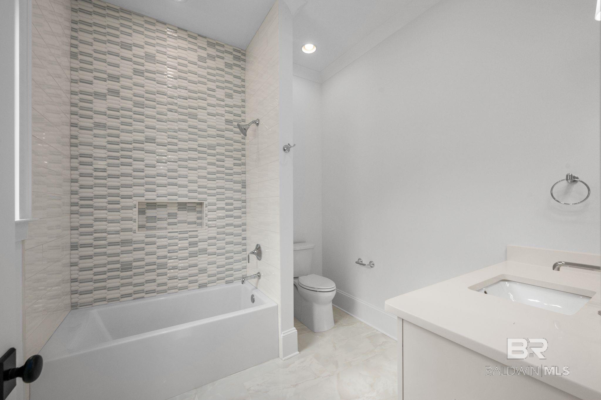841 Inlet Circle, Gulf Shores, AL, 36542
