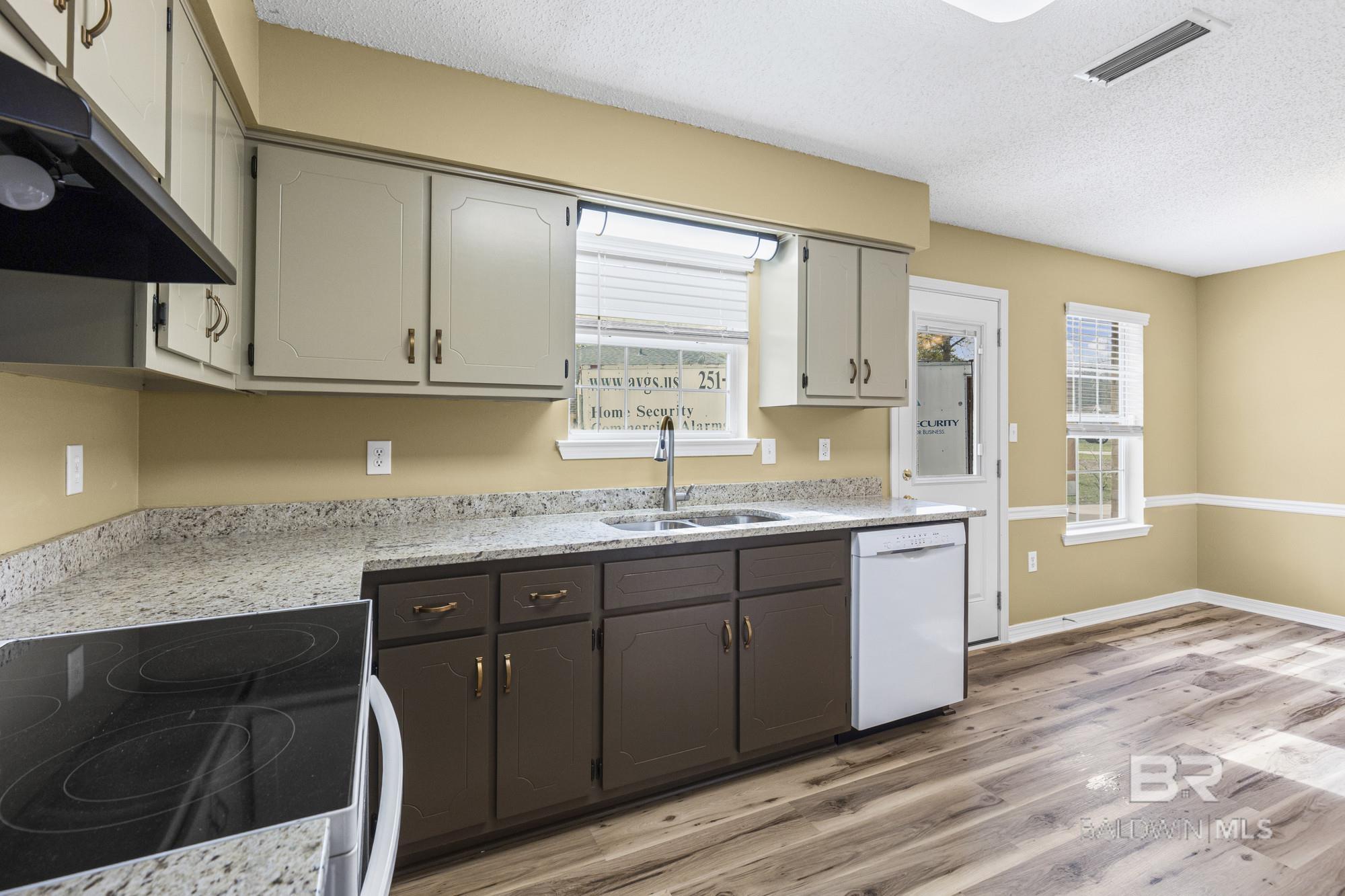 6241 Woodside Drive, Theodore, AL, 36582