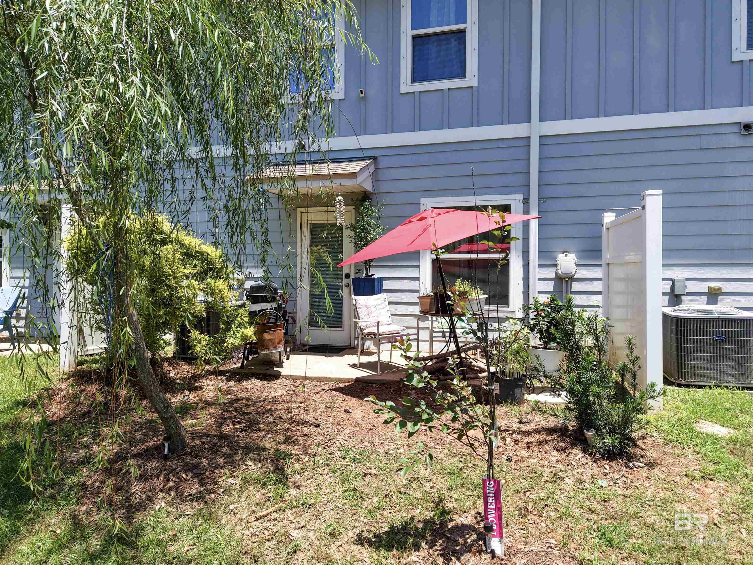 https://zimg.paragon.ice.com/ParagonImages/Property/PG/BCAR/389892/24/0/0/47ad28731090e7f1b16770e54cc6025e/7/d686af97a15f44e957b621d8547e94e8/389892-3db3f1a3-7364-4b49-9220-d2e6a4a68da3.JPG