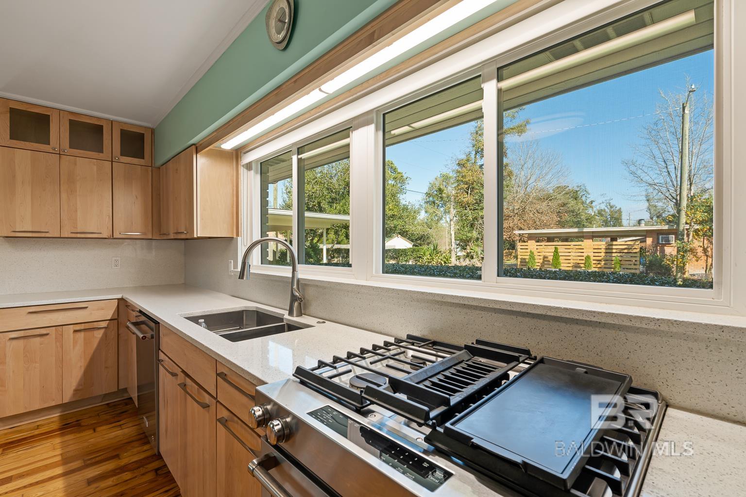 410 W Verbena Avenue, Foley, AL, 36535-1963