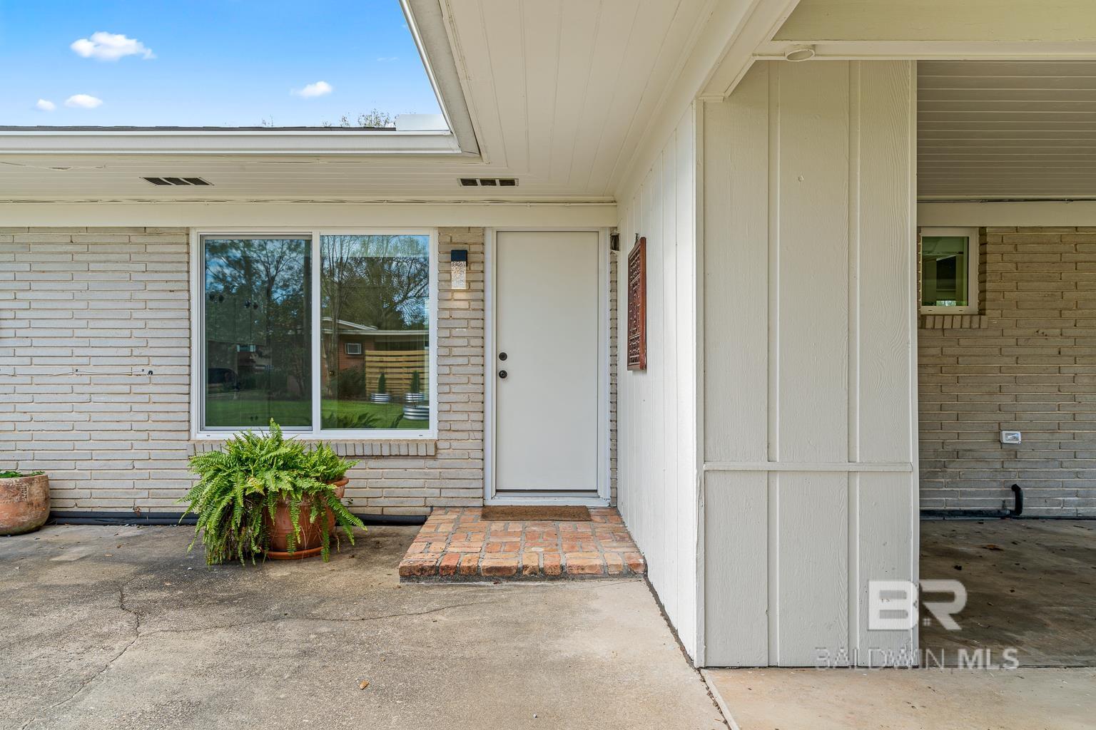 410 W Verbena Avenue, Foley, AL, 36535-1963