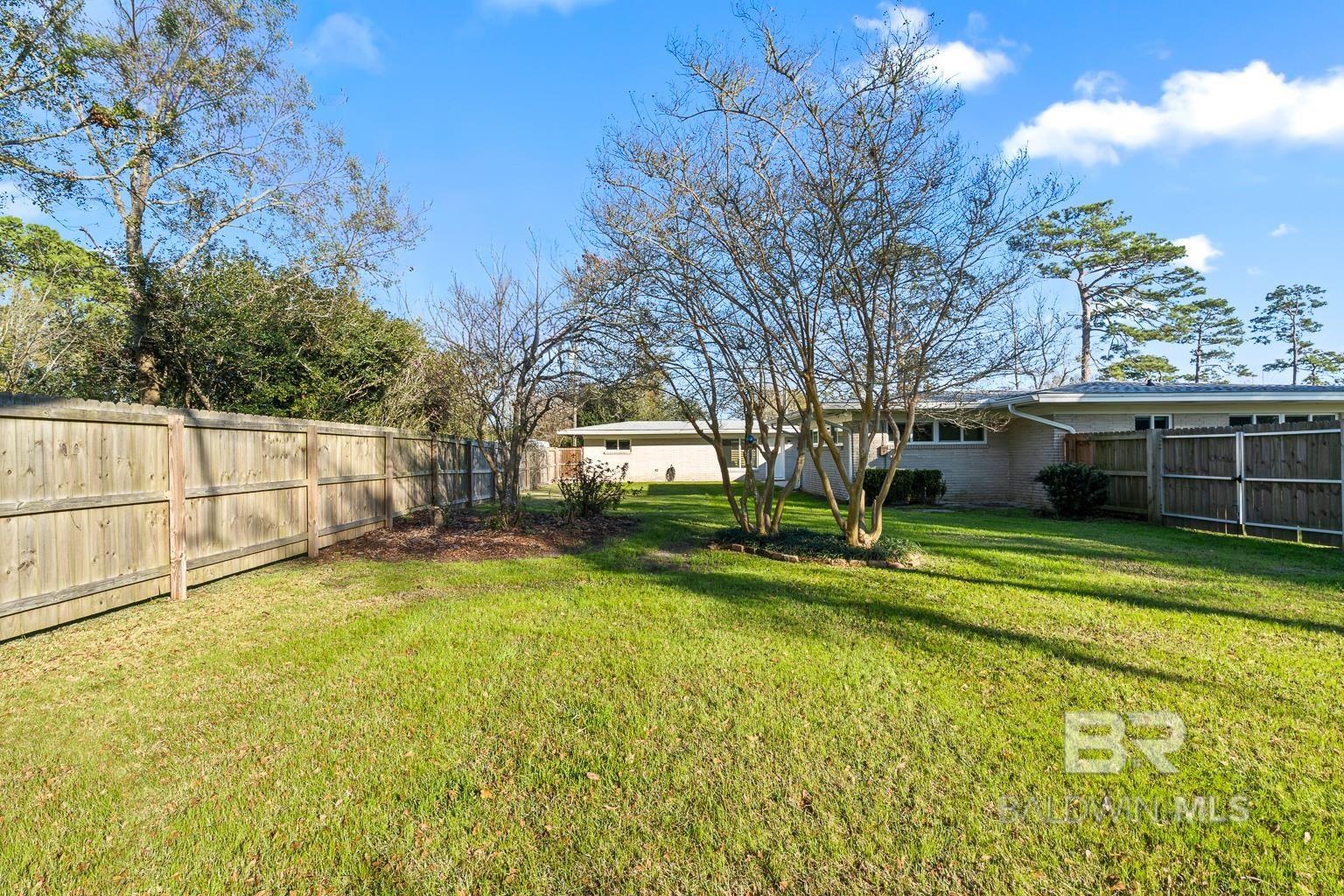 410 W Verbena Avenue, Foley, AL, 36535-1963