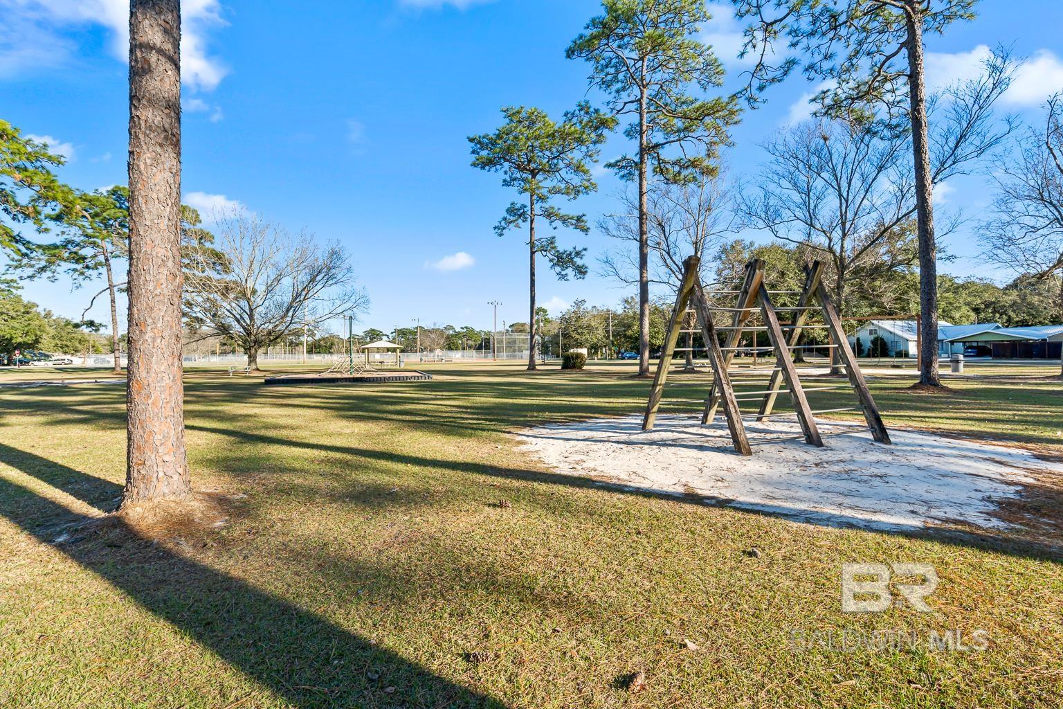 410 W Verbena Avenue, Foley, AL, 36535-1963