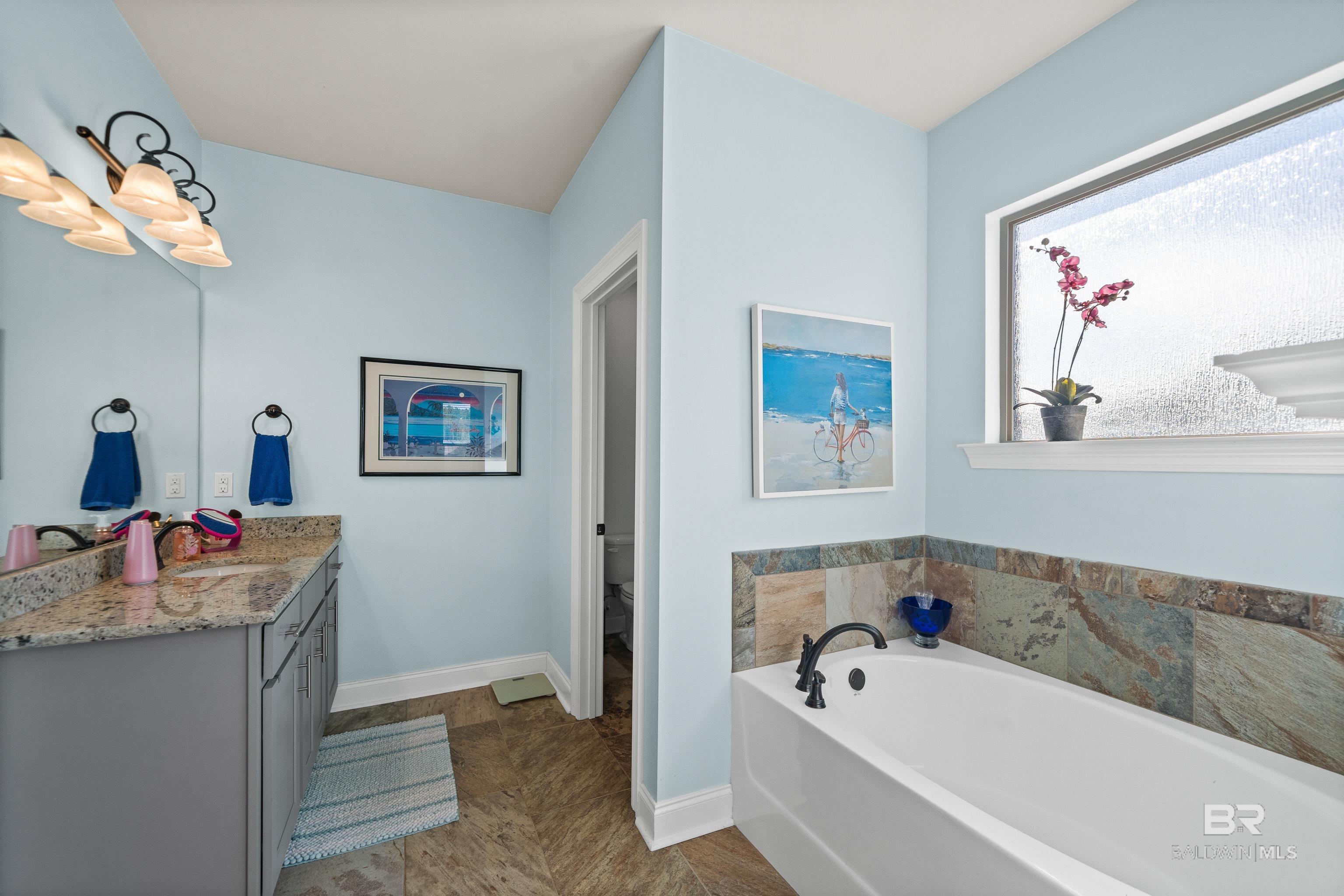 Spanish Fort, AL, 36527