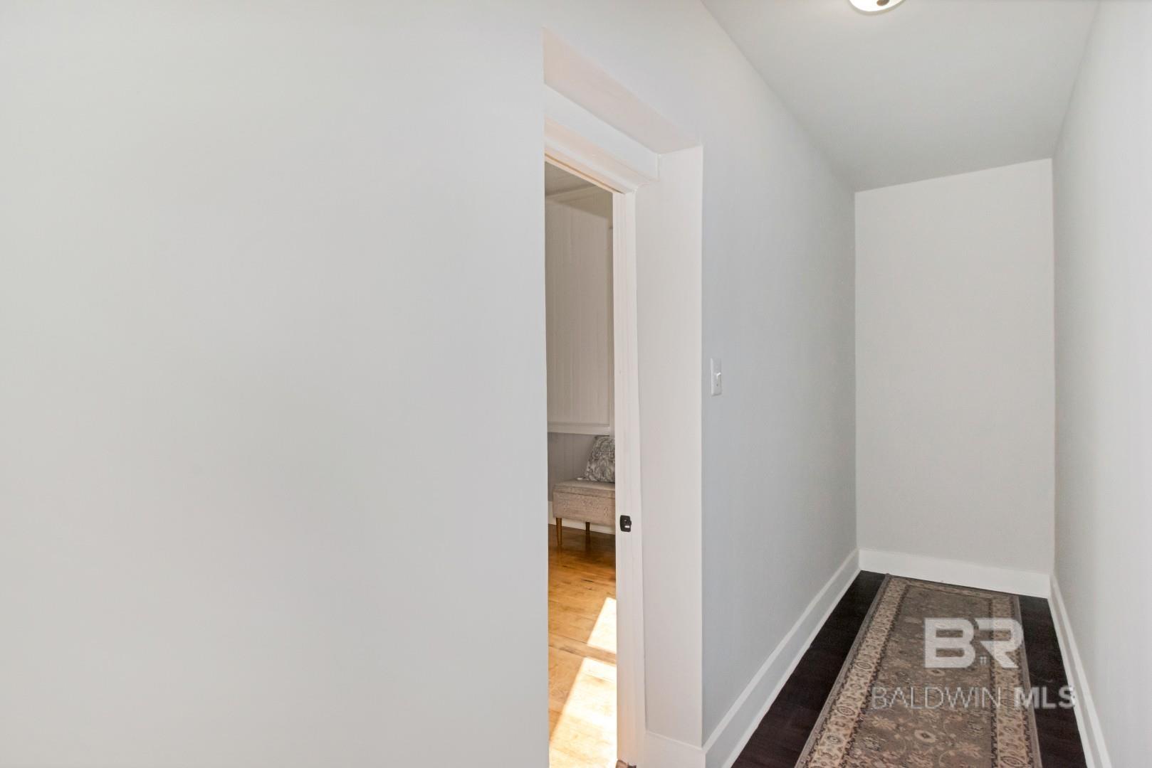 https://zimg.paragon.ice.com/ParagonImages/Property/PG/BCAR/389960/12/0/0/a09680d0807ed4cfccf0bf54a45b42c8/7/64866e163b9874348ed5bc908f752e2d/389960-fa34d96b-321e-4620-9b44-c579992a753c.JPG