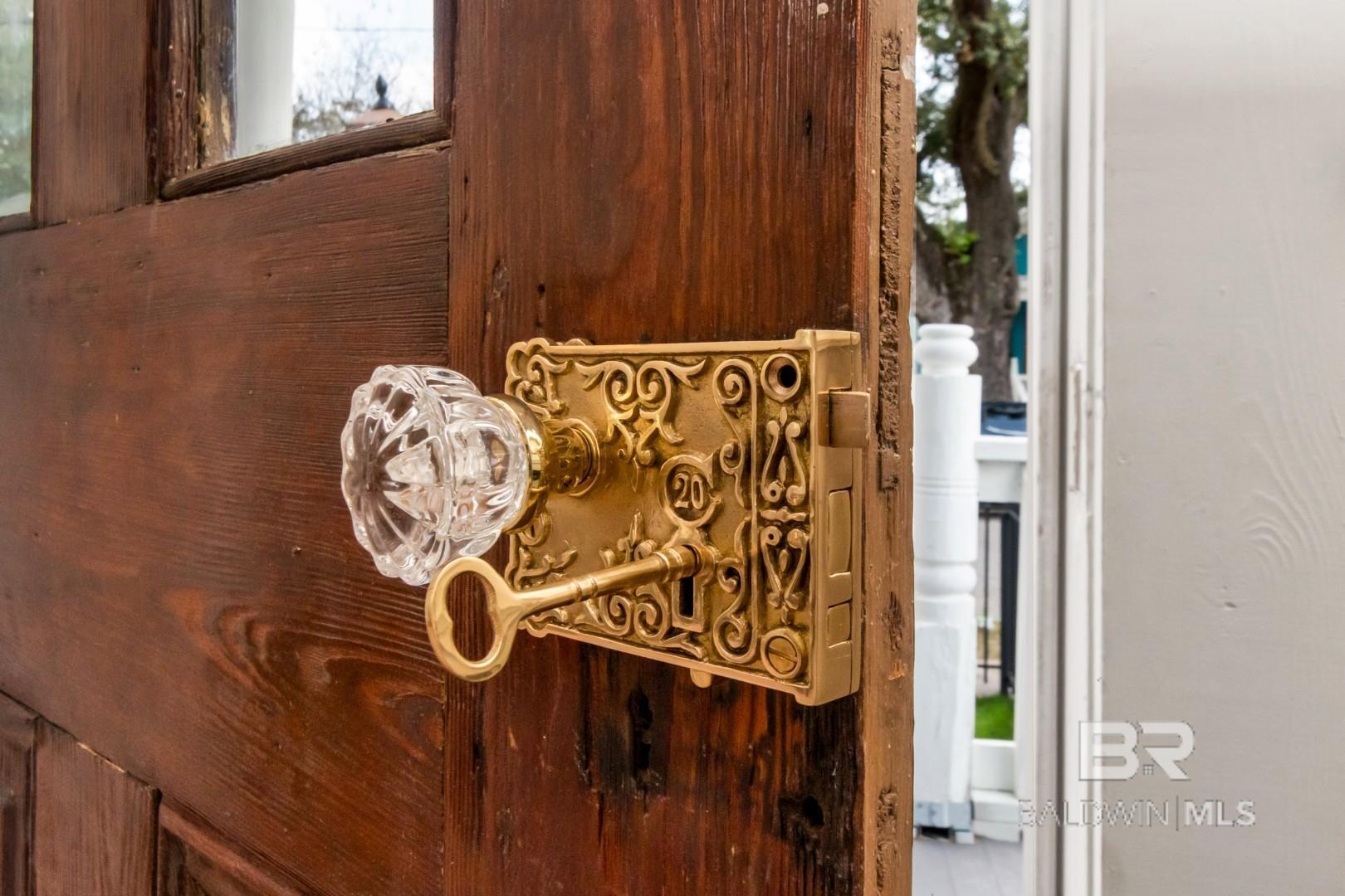 https://zimg.paragon.ice.com/ParagonImages/Property/PG/BCAR/389960/16/0/0/d7be9f947d109bc22c5b15990bb2b4a8/7/64866e163b9874348ed5bc908f752e2d/389960-5d1bb224-8d00-4b12-9f80-0f3b1192982a.JPG