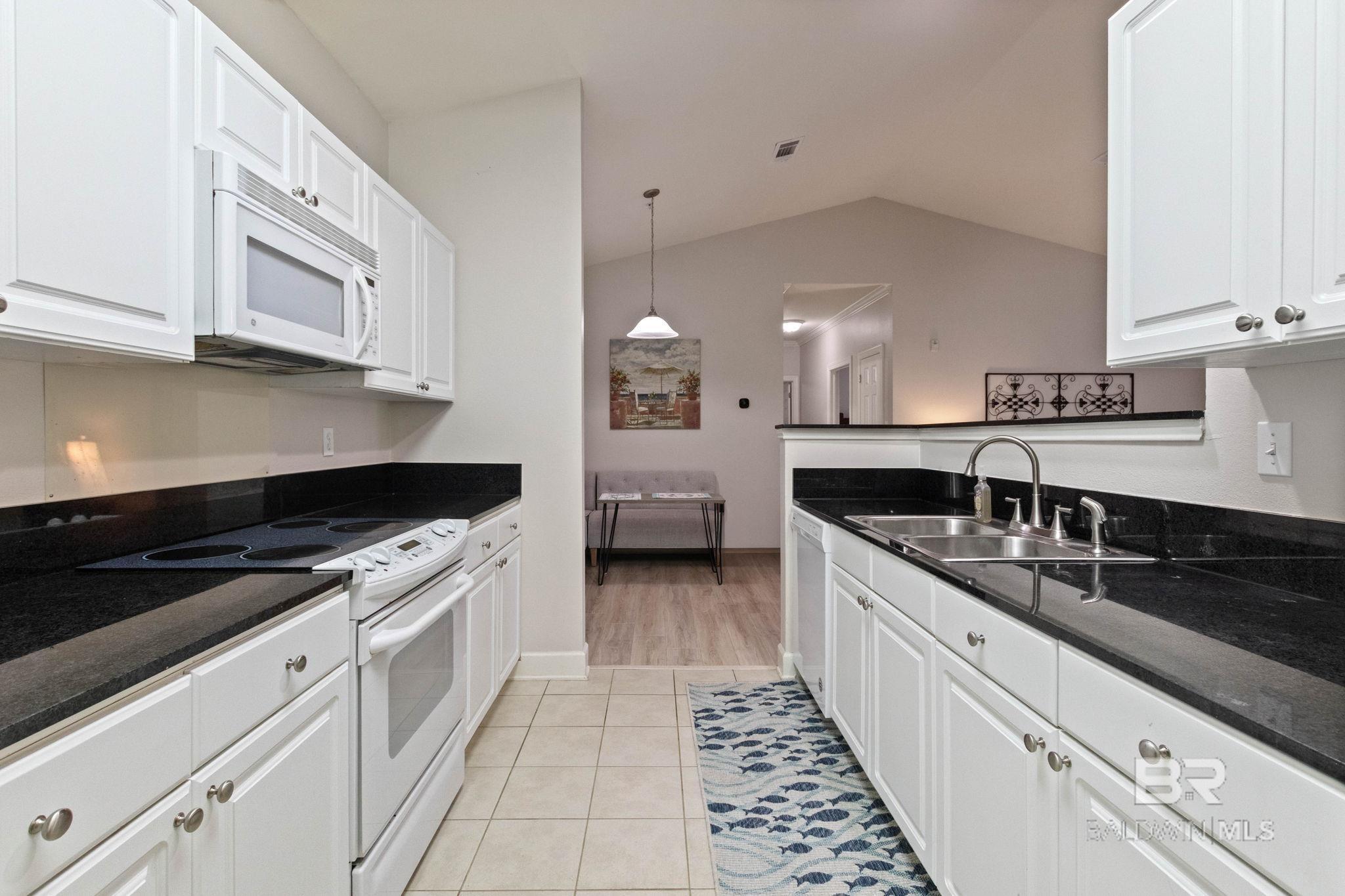 450 Park Avenue UNIT 108, Foley, AL, 36535-1153