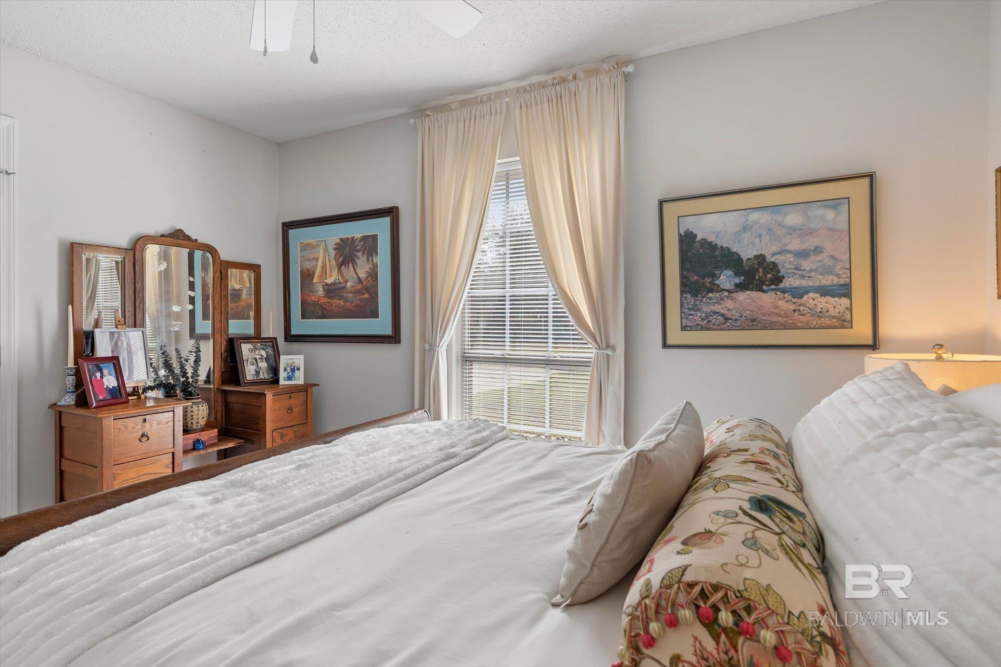 214 W Sycamore Avenue, Foley, AL, 36535