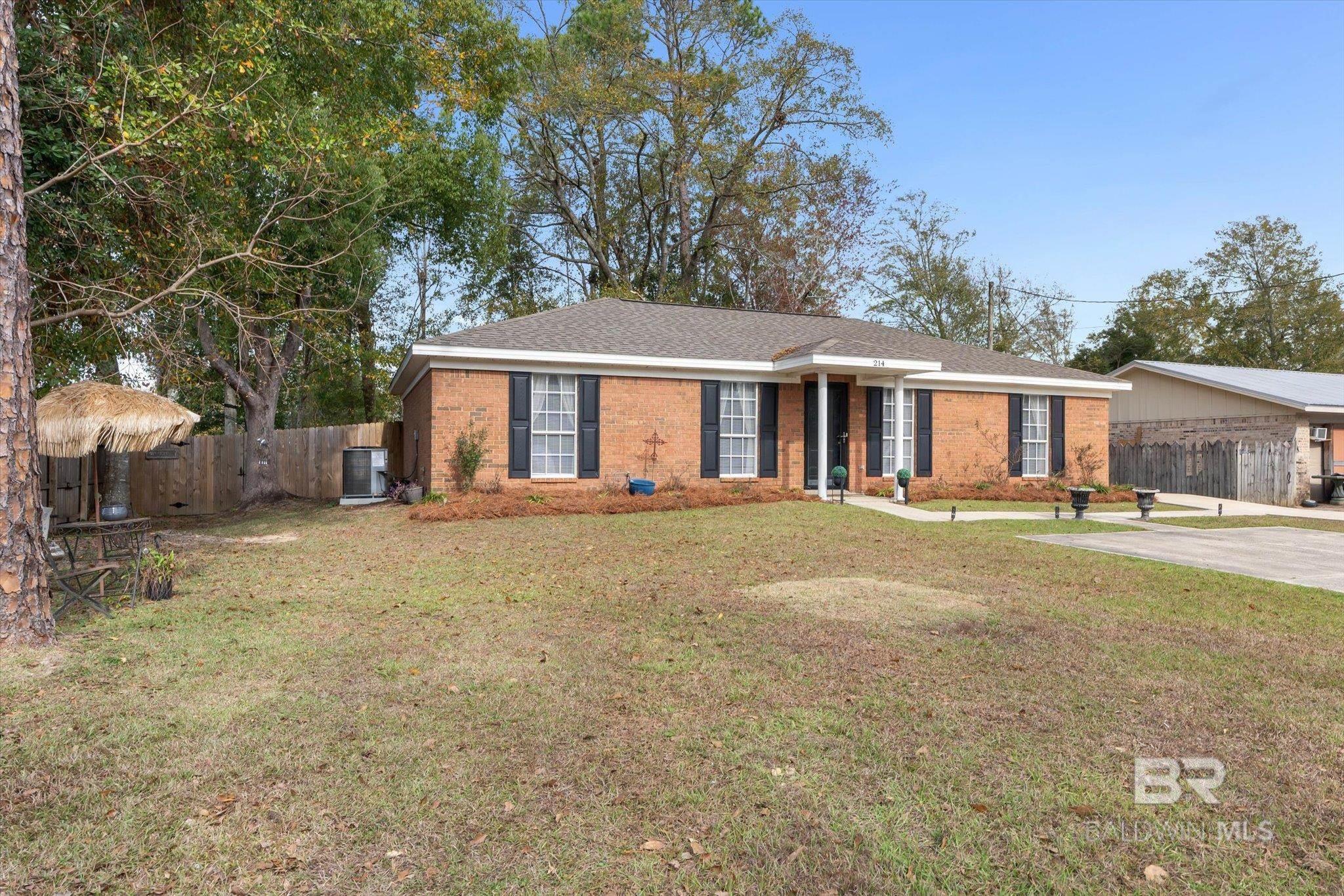 214 W Sycamore Avenue, Foley, AL, 36535