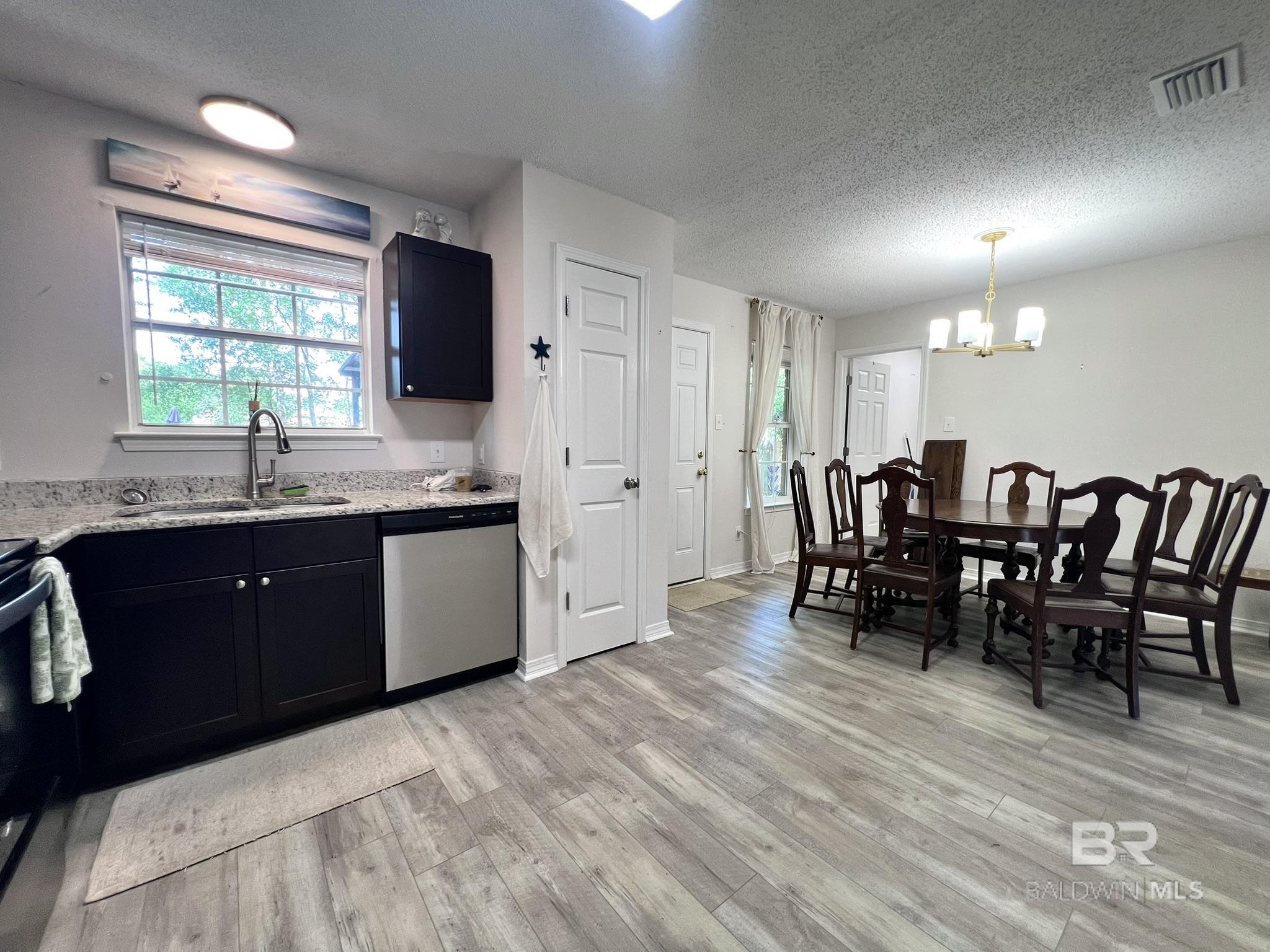 214 W Sycamore Avenue, Foley, AL, 36535