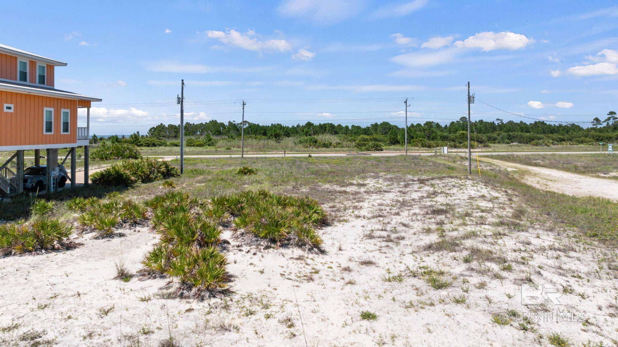 390081 | Photo 11