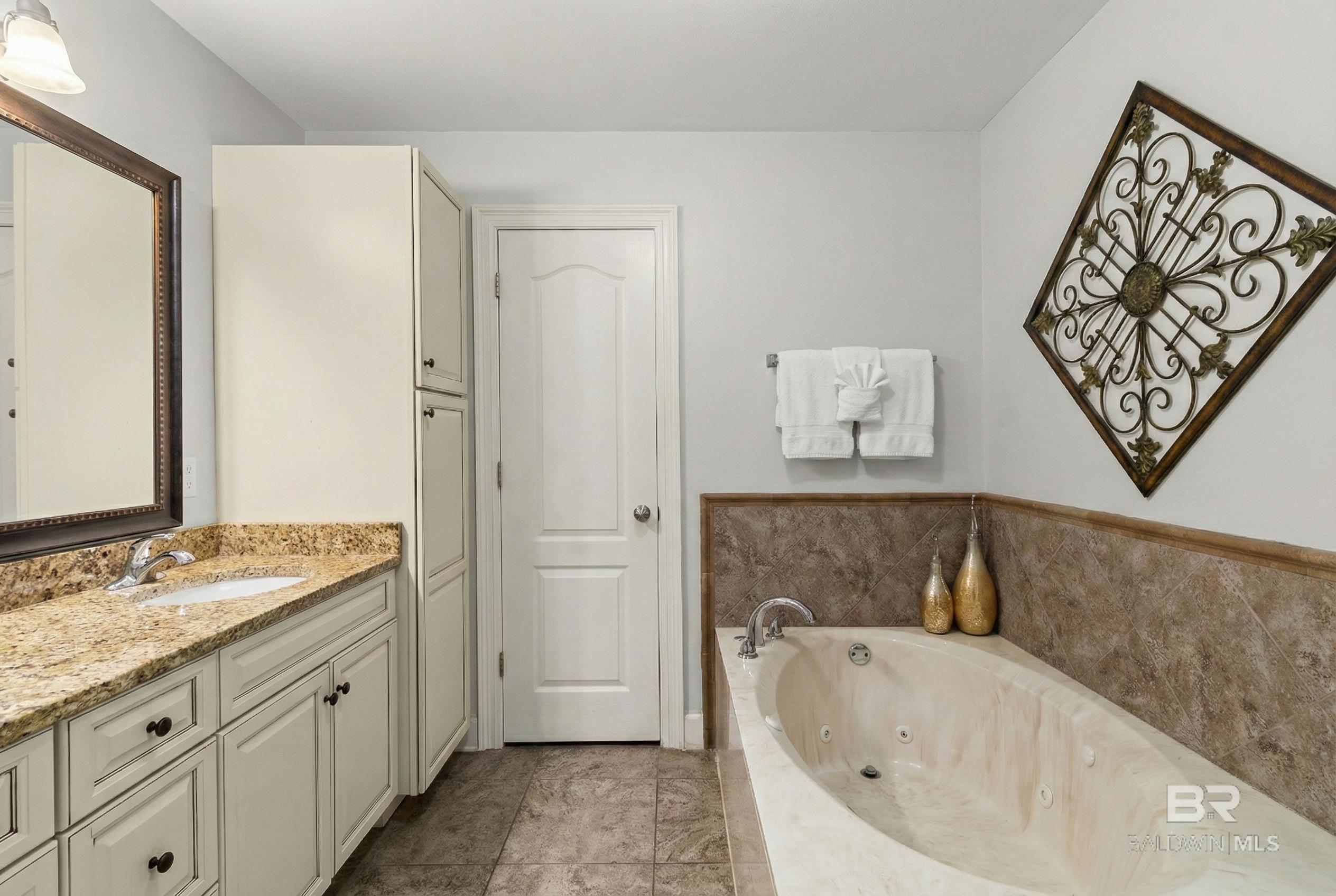 23450 Perdido Beach Boulevard UNIT 904, Orange Beach, AL, 36561