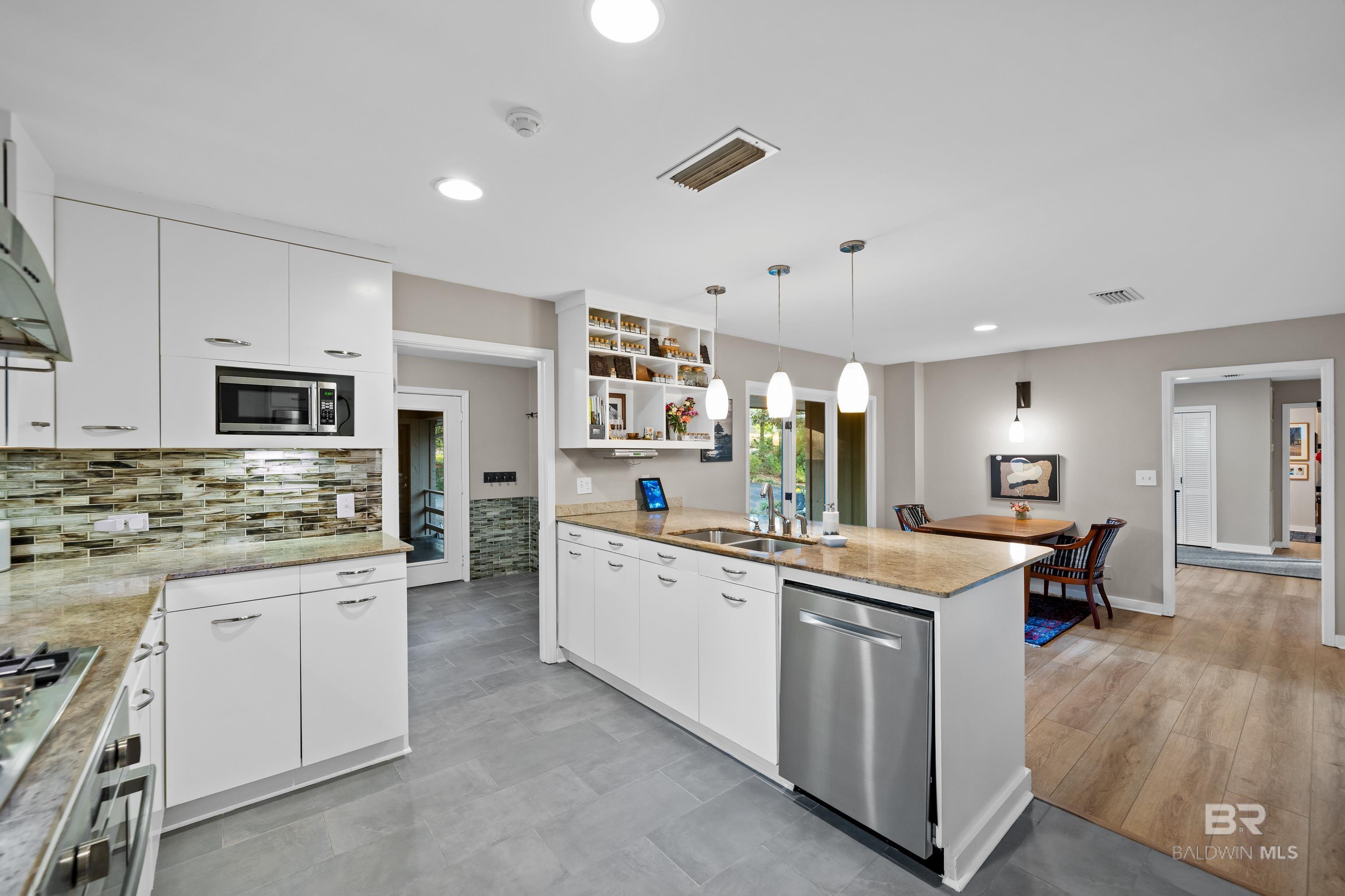 934 Sea Cliff Drive, Fairhope, AL, 36532