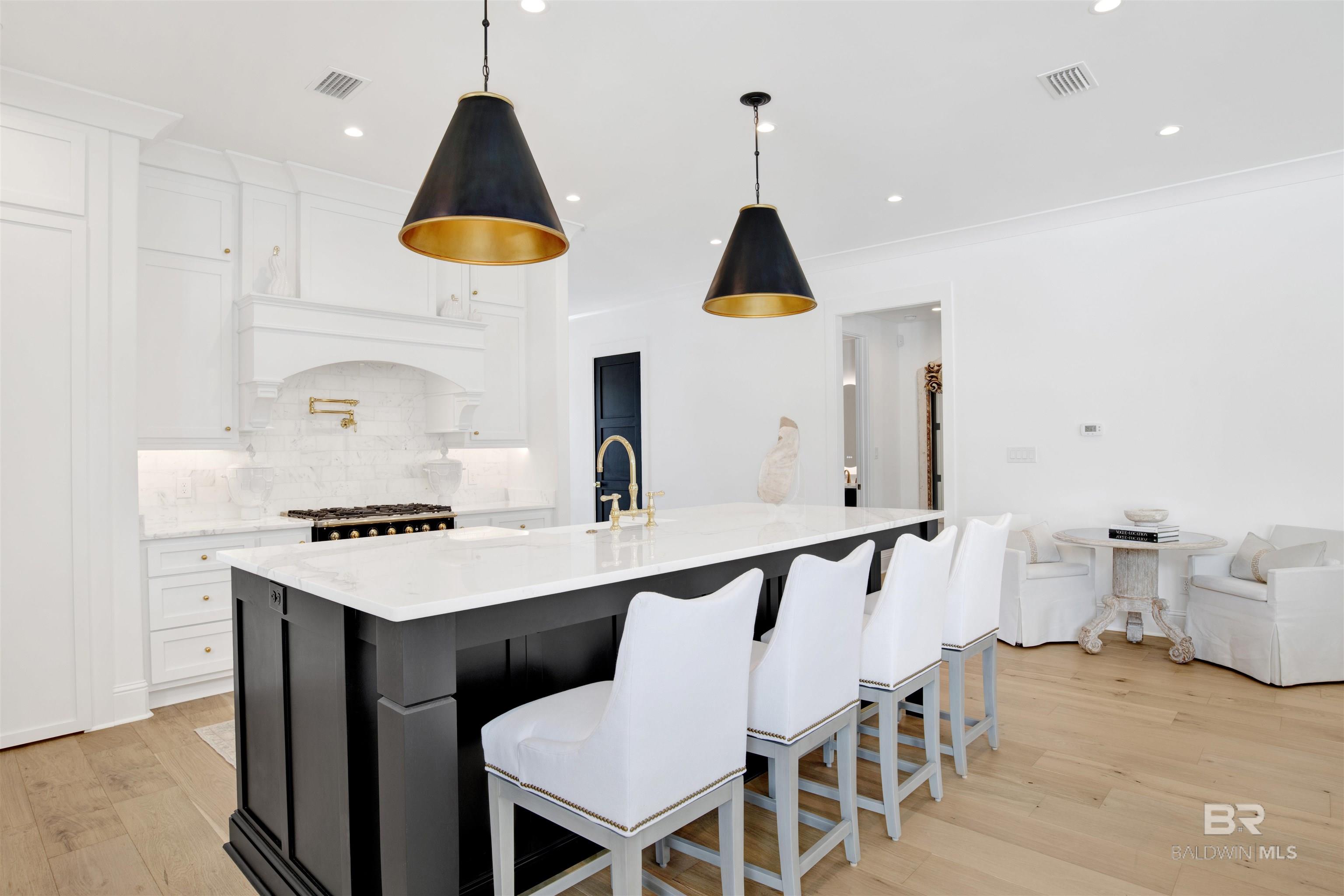 Orange Beach, AL, 36561