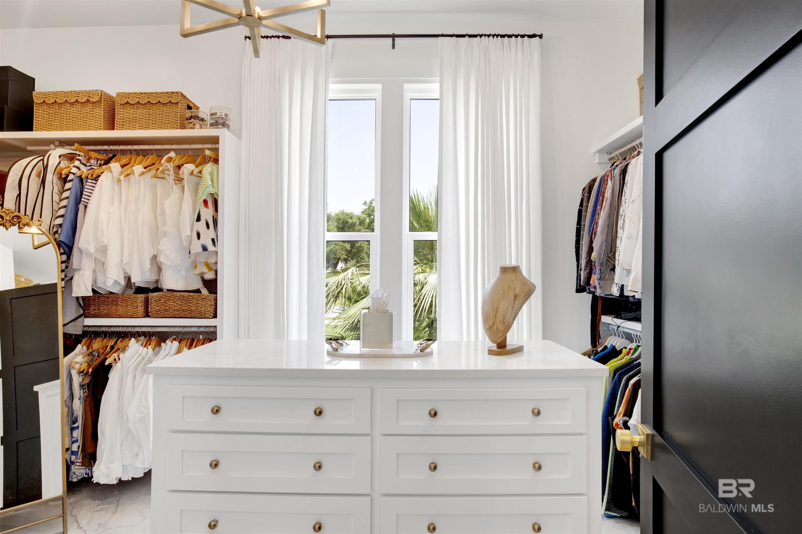 Orange Beach, AL, 36561