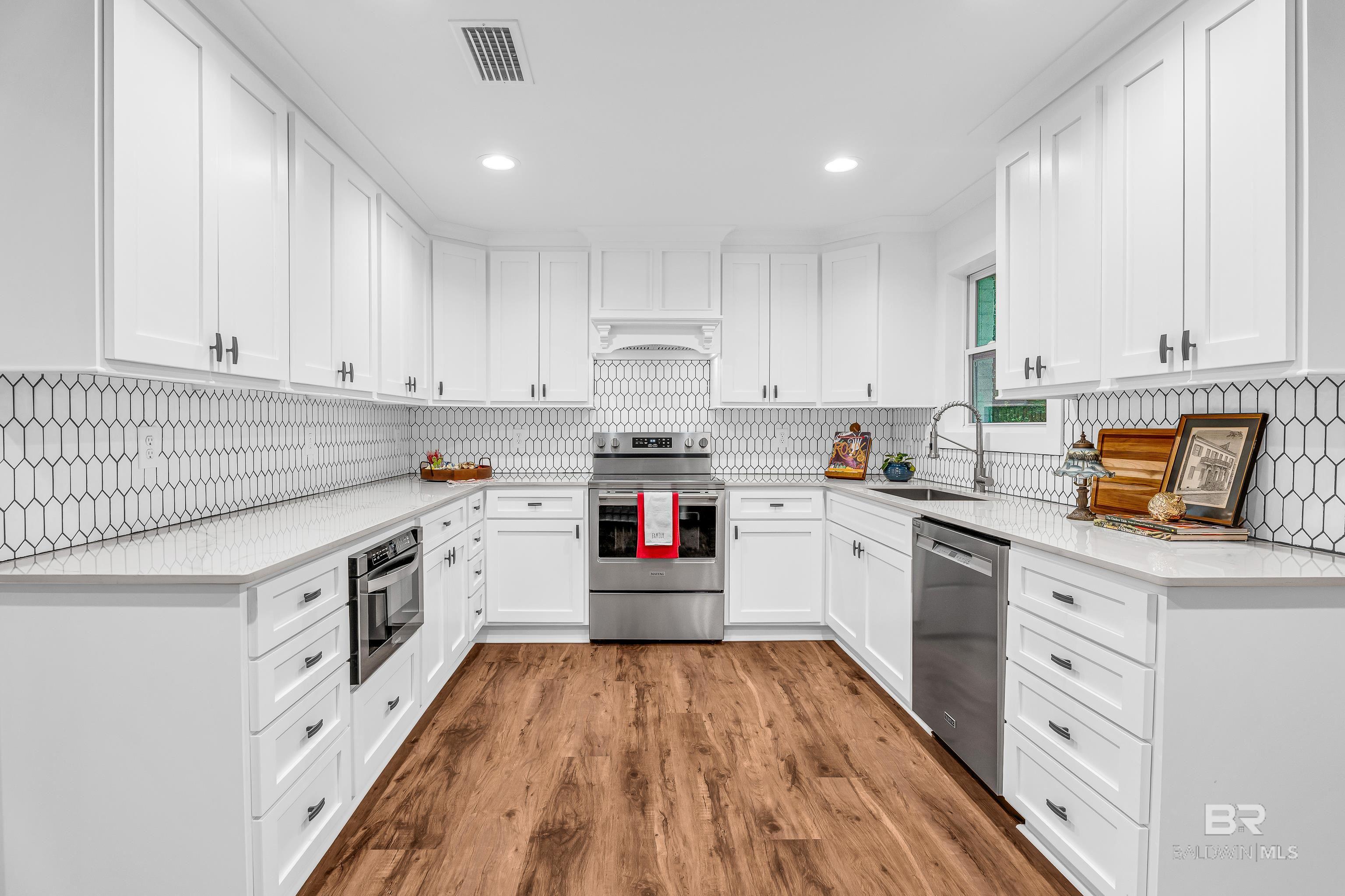 659 Nichols Avenue, Fairhope, AL, 36532