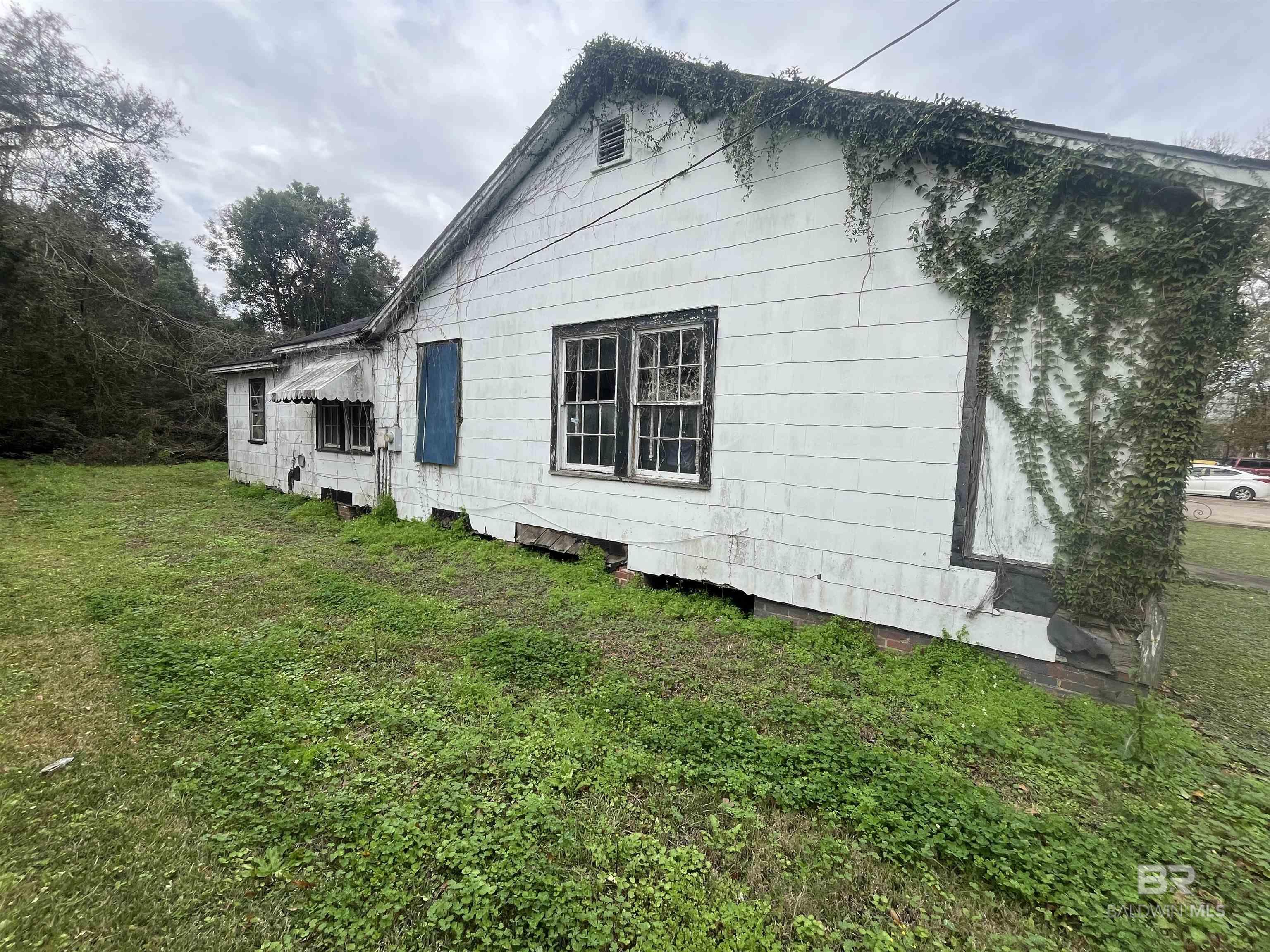 1955 Dr Martin Luther King Jr Avenue, Mobile, AL, 36617