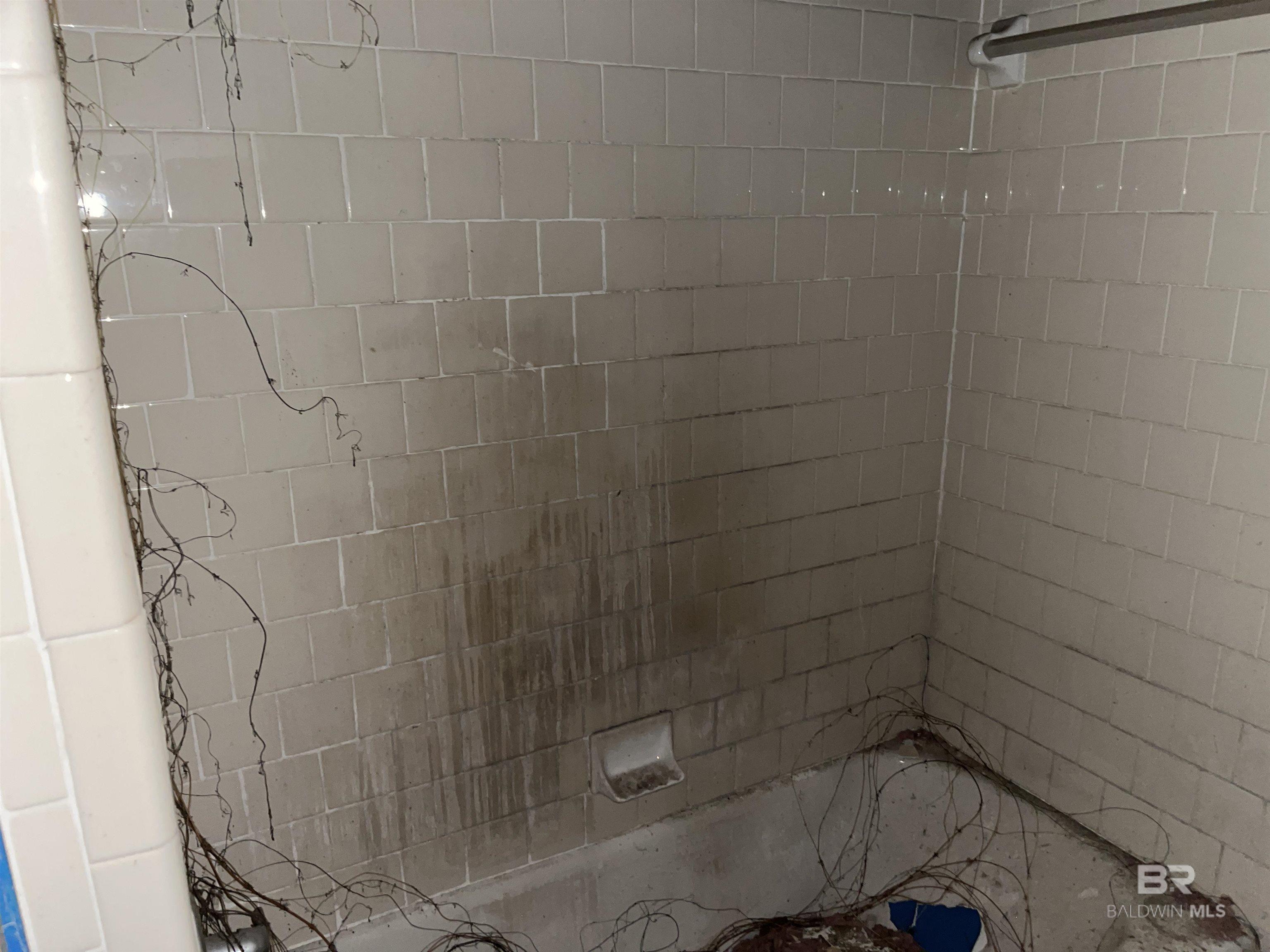 Homes for sale in Mobile, AL | 1955 Dr Martin Luther King Jr Avenue, Mobile, AL 36617 | MLS# 390397