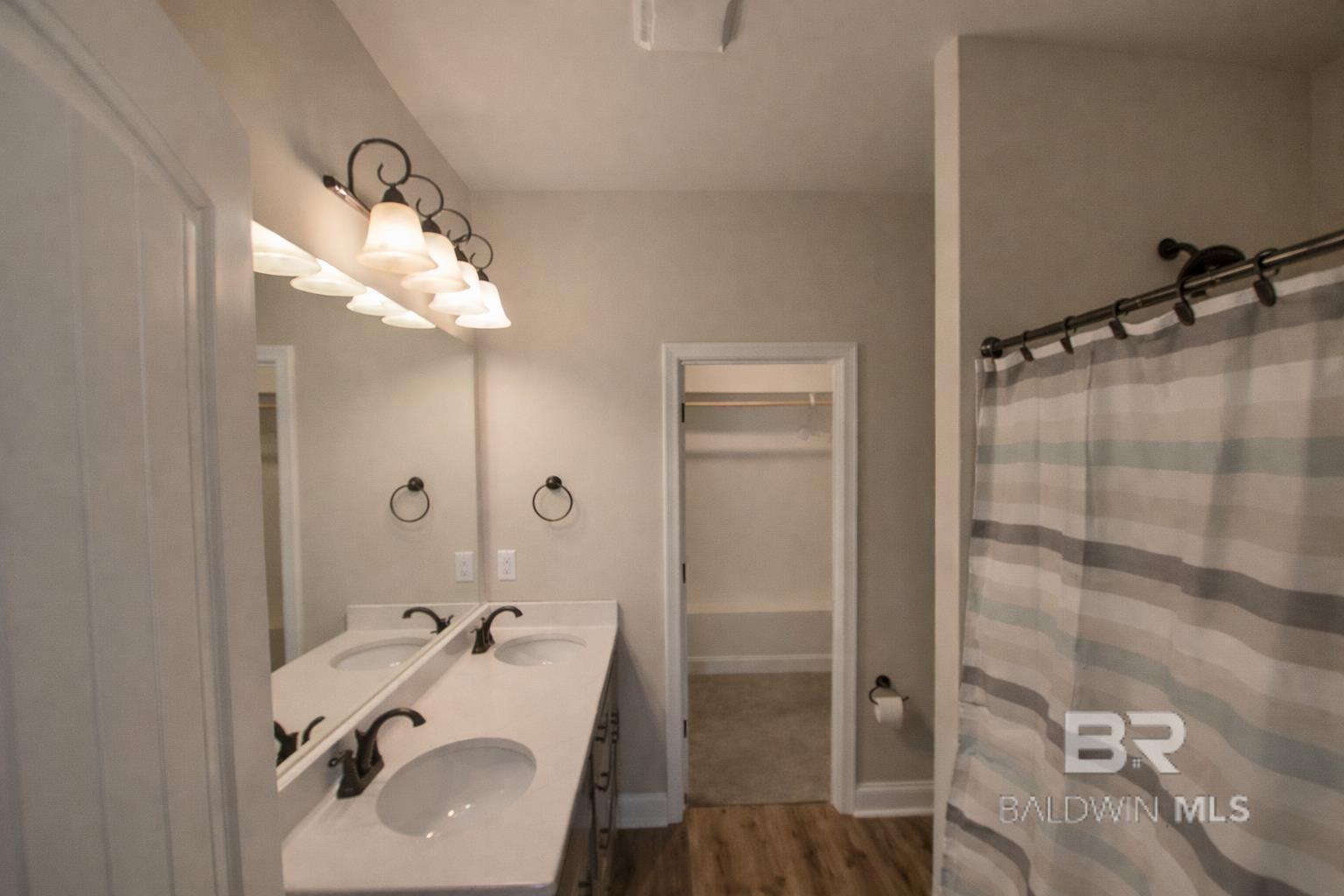 390400 | Photo 27