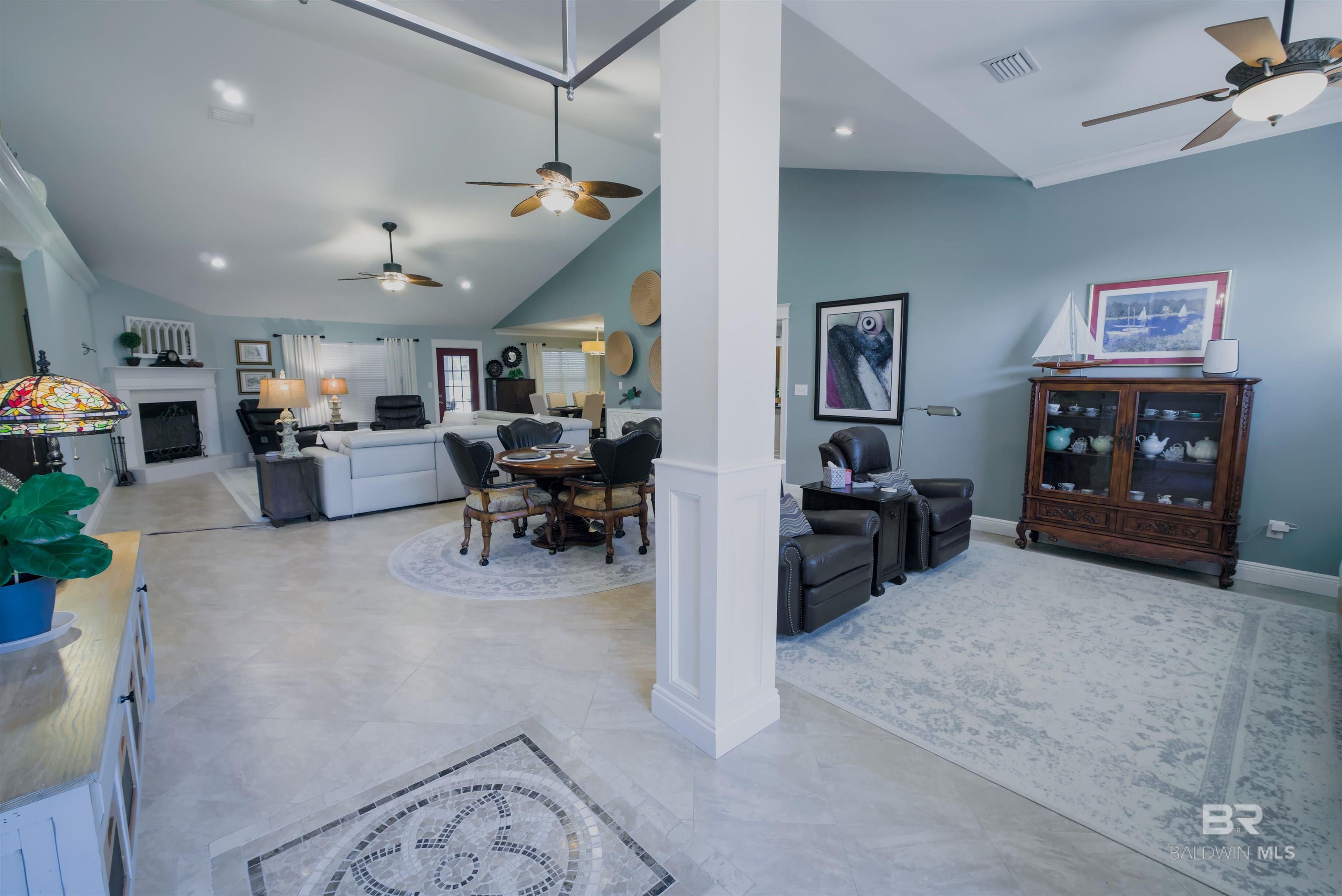 https://zimg.paragon.ice.com/ParagonImages/Property/PG/BCAR/390474/29/0/0/a44e41d6f0e95181a29760a9e9ad7193/7/5c7d3aeee061d309fa370465ba78b9d6/390474-867e0470-3ba5-4c12-b800-654db77d4ed8.JPG