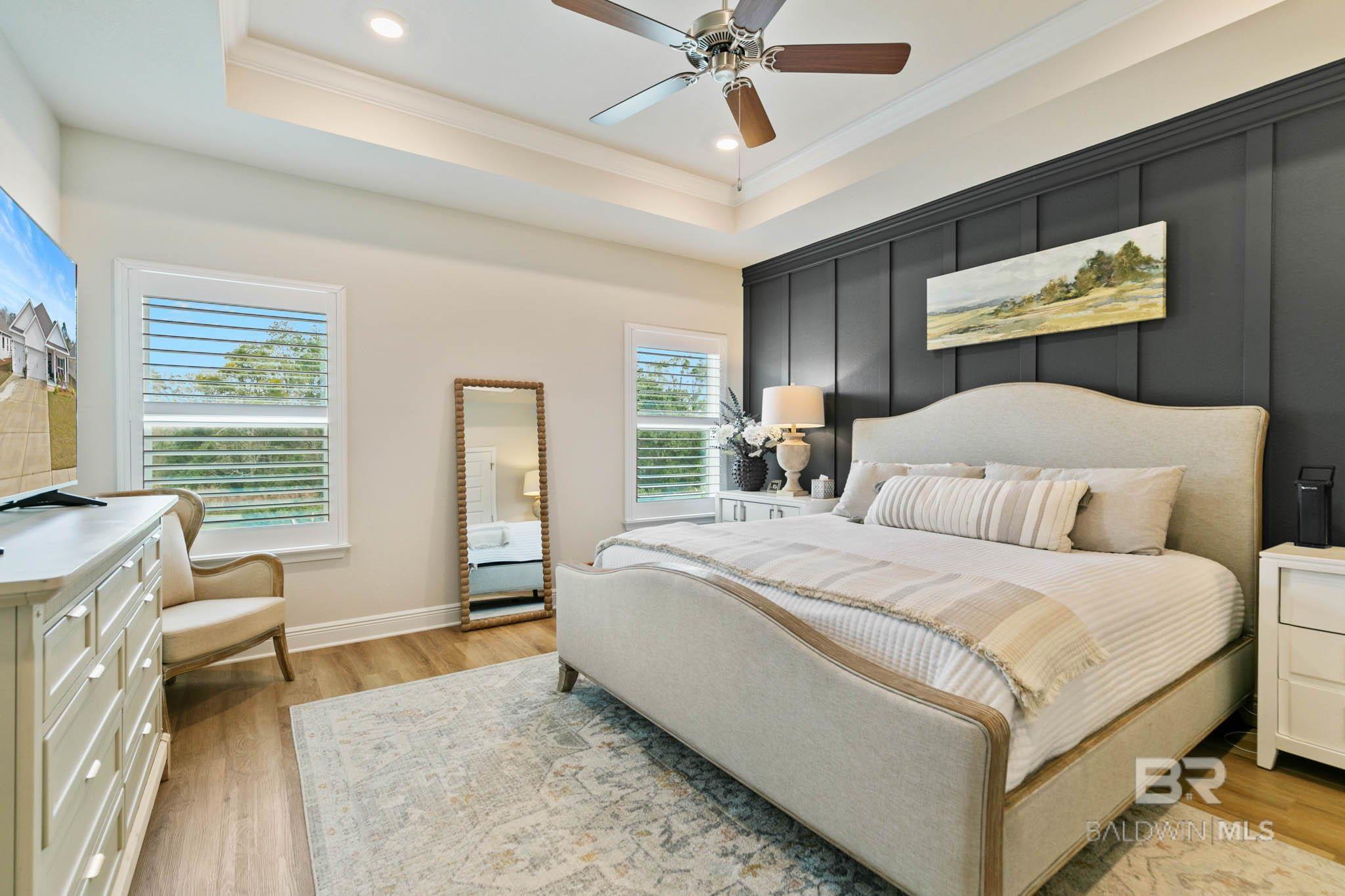390502 | Photo 33