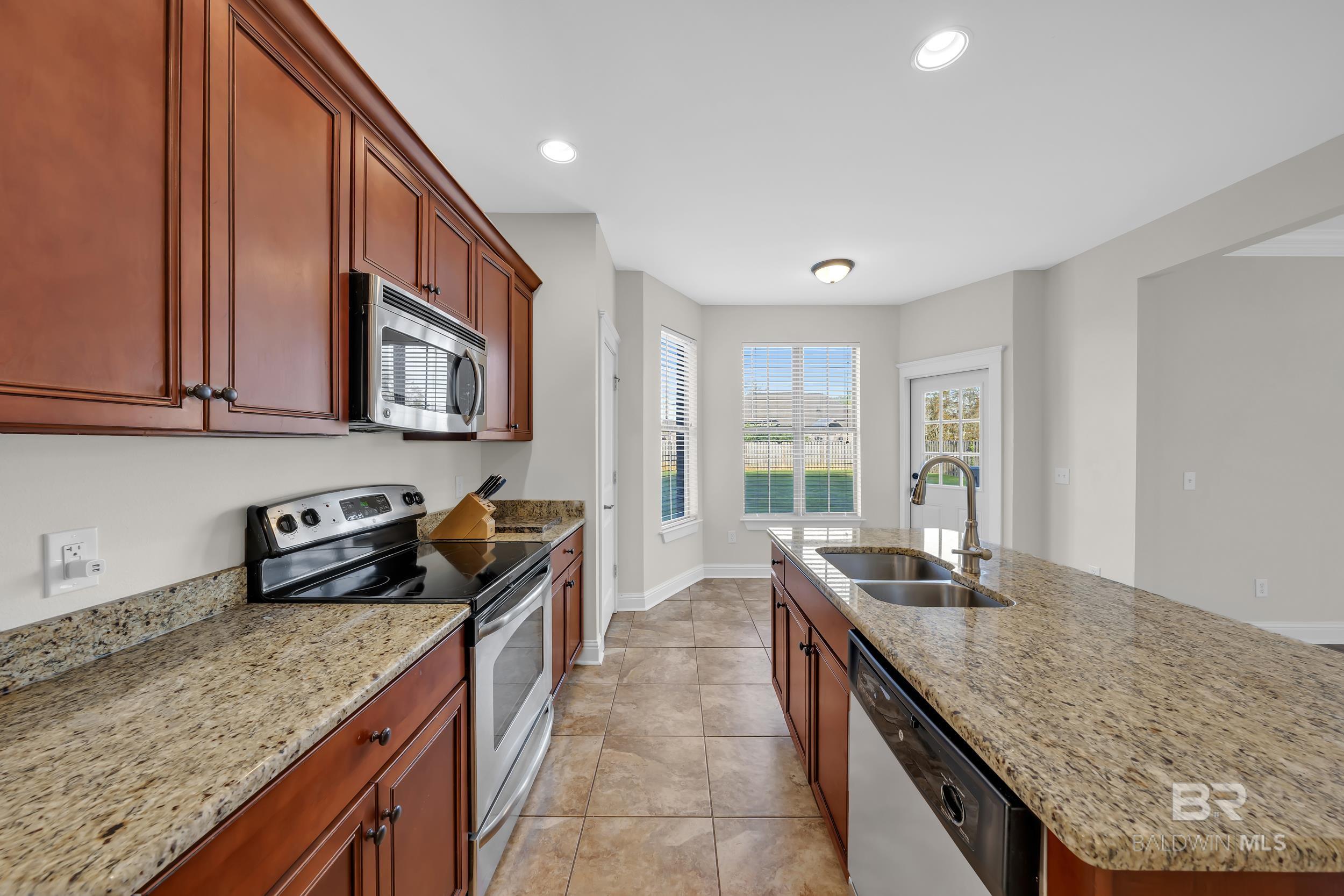 8813 Bainbridge Drive, Daphne, AL, 36526