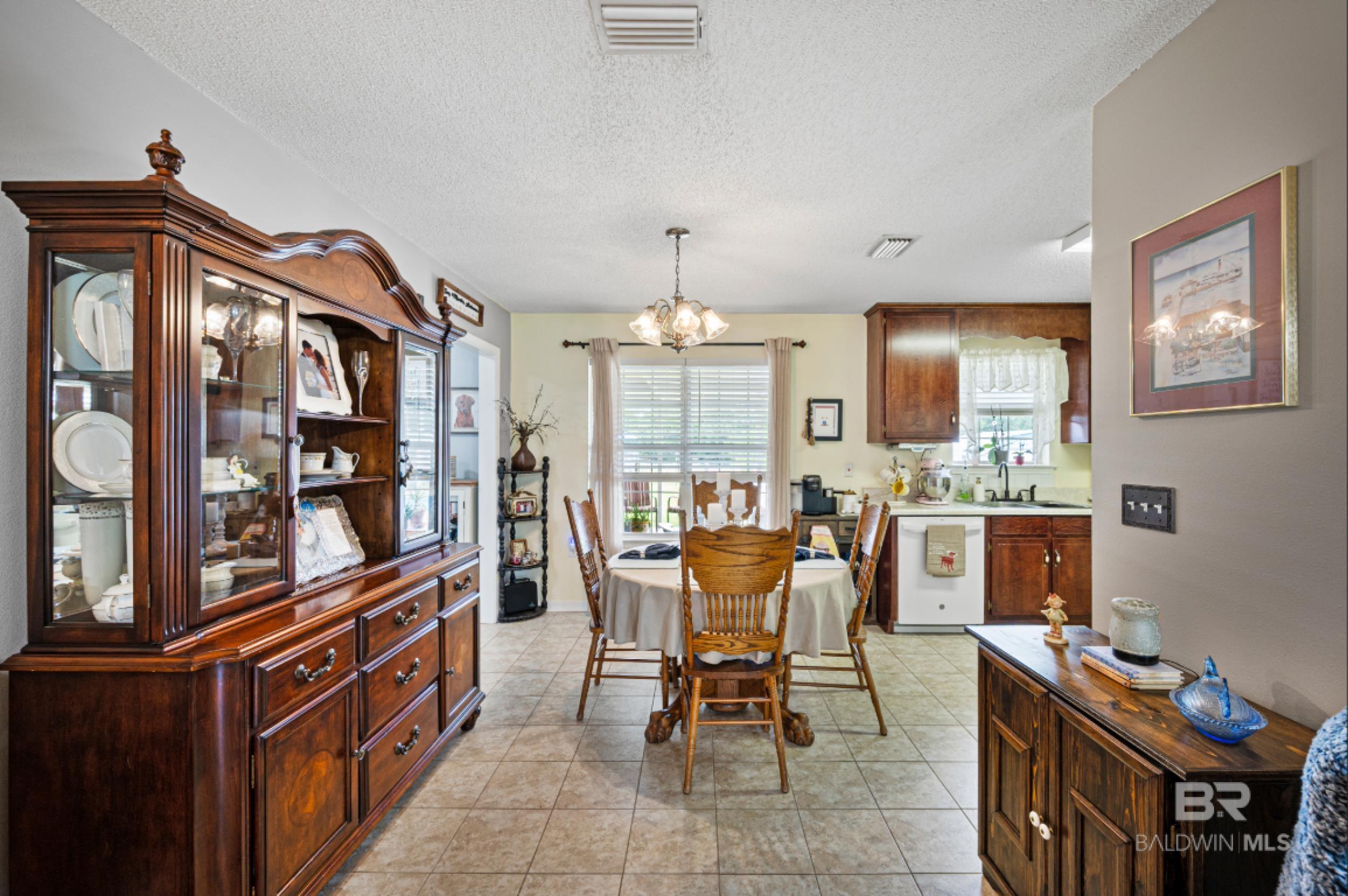 Bay Minette, AL, 36507