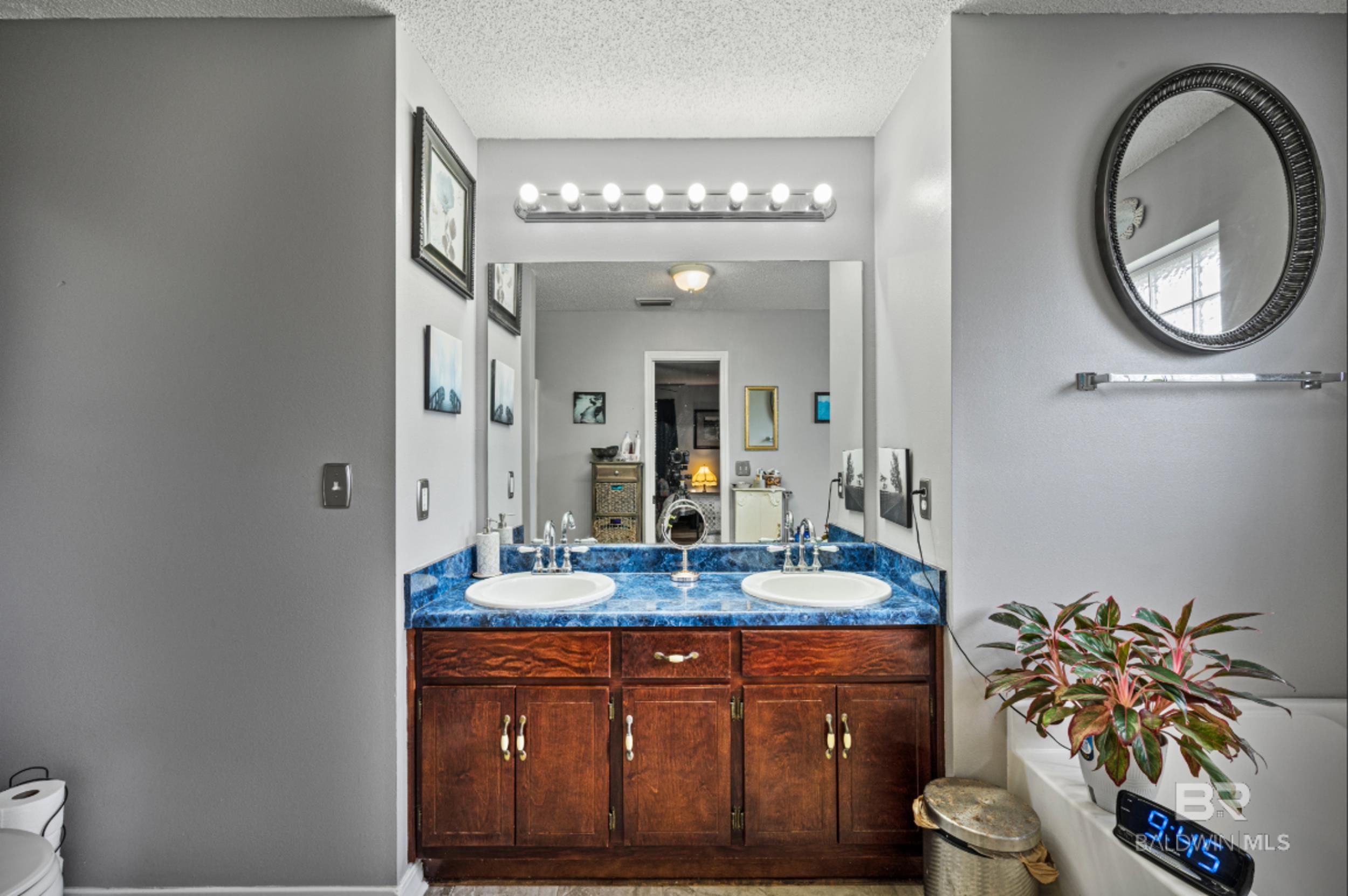 Bay Minette, AL, 36507