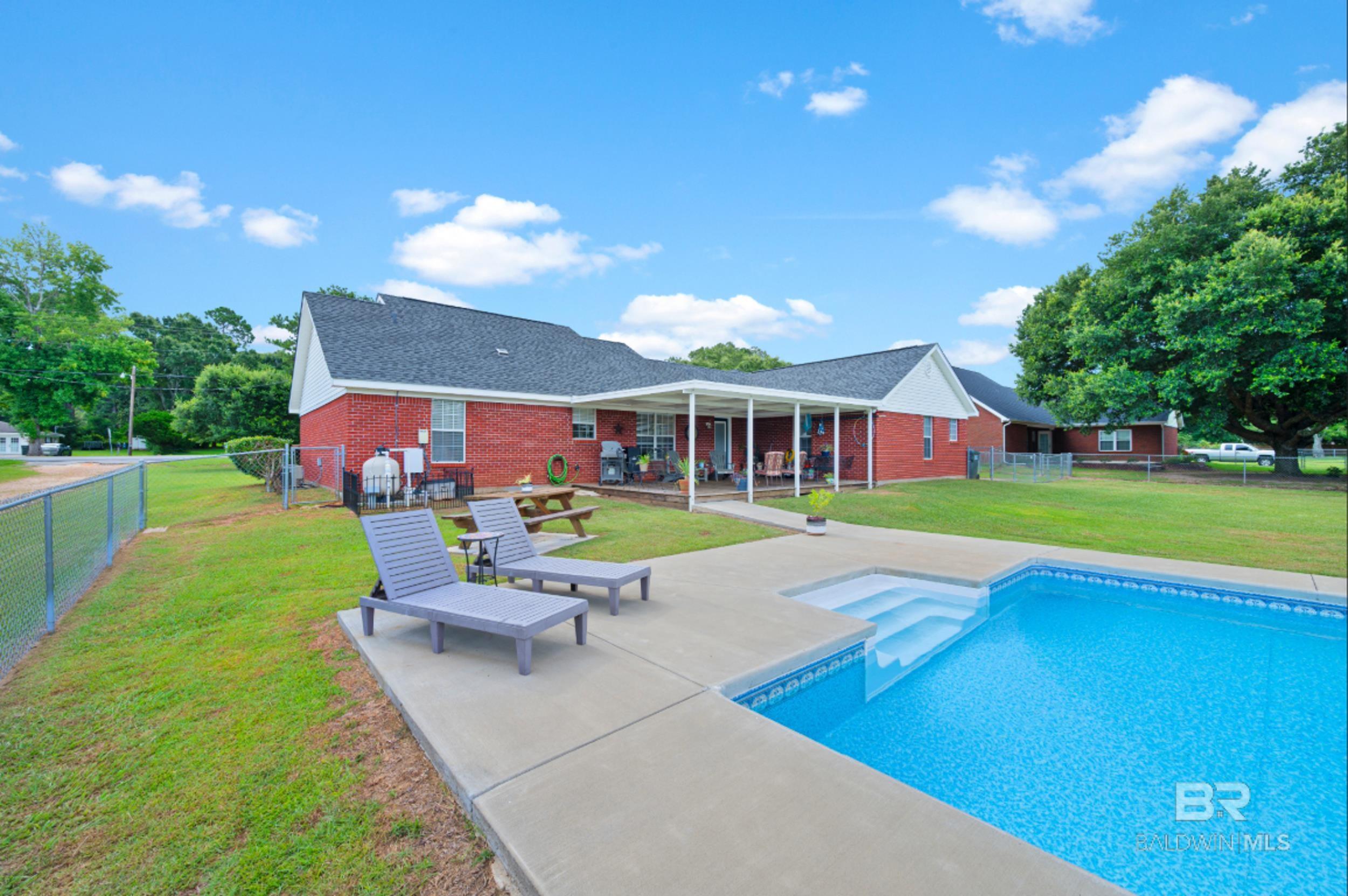 Bay Minette, AL, 36507