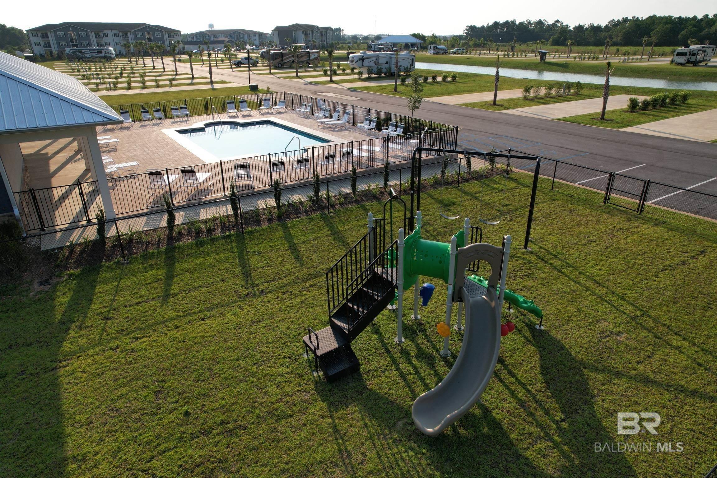 733 Vacation Circle, Foley, AL, 36535