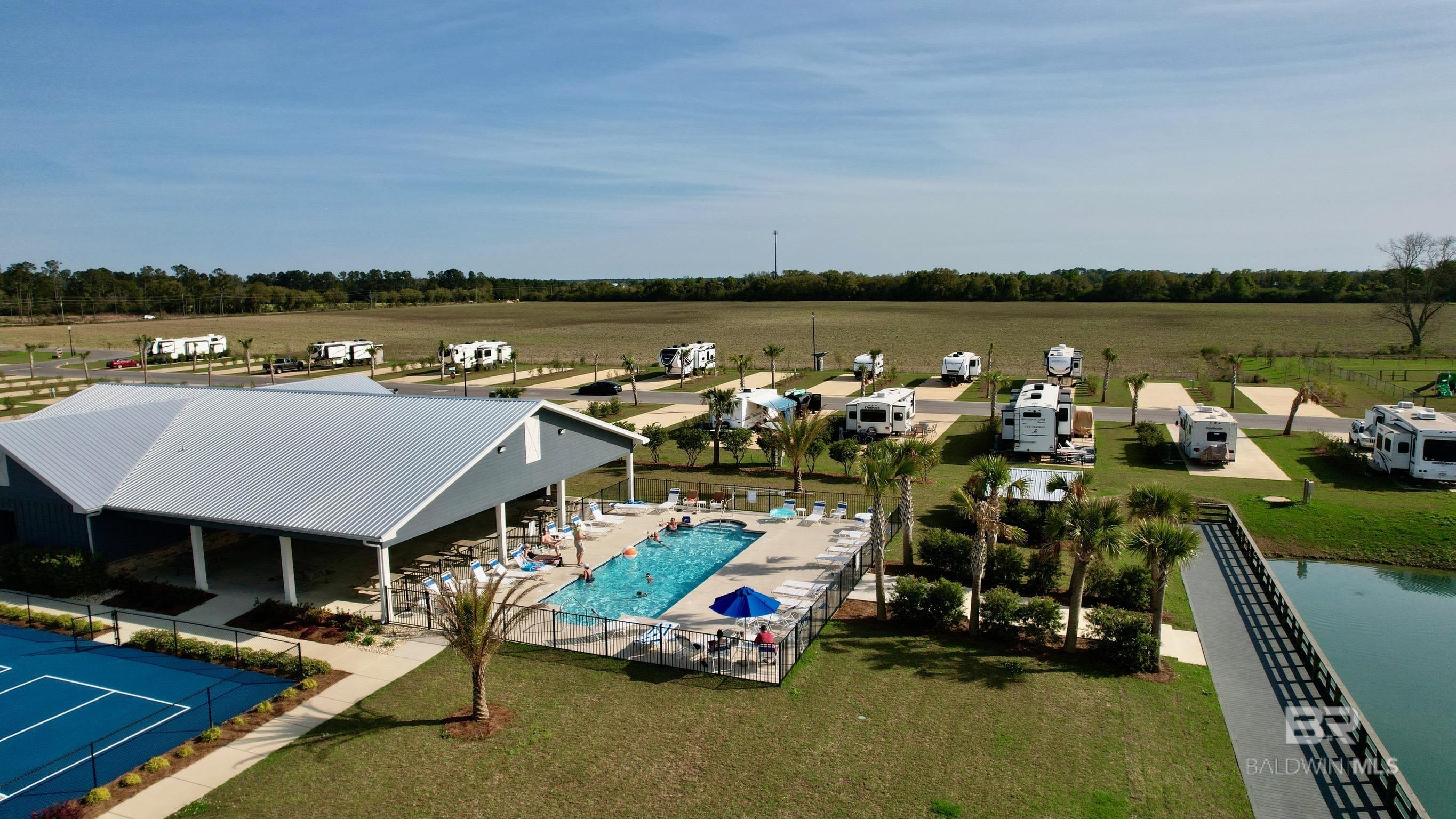 733 Vacation Circle, Foley, AL, 36535