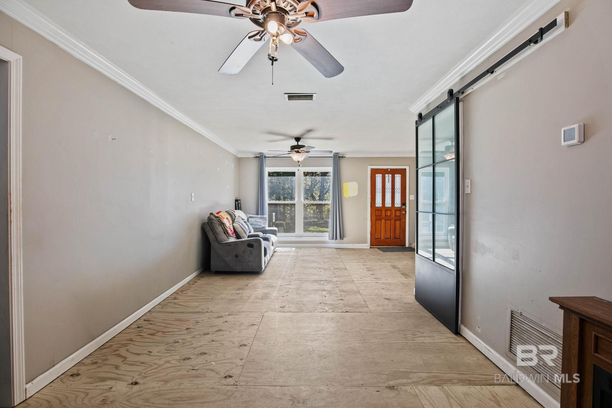 https://zimg.paragon.ice.com/ParagonImages/Property/PG/BCAR/390710/20/0/0/f78f4f39983574fbb0e5c88975e693a6/7/0f94a2d3d5a1eab7aaf46bd33aba4fcf/390710-ae818267-0f7c-4071-8955-ff71601dae06.JPG