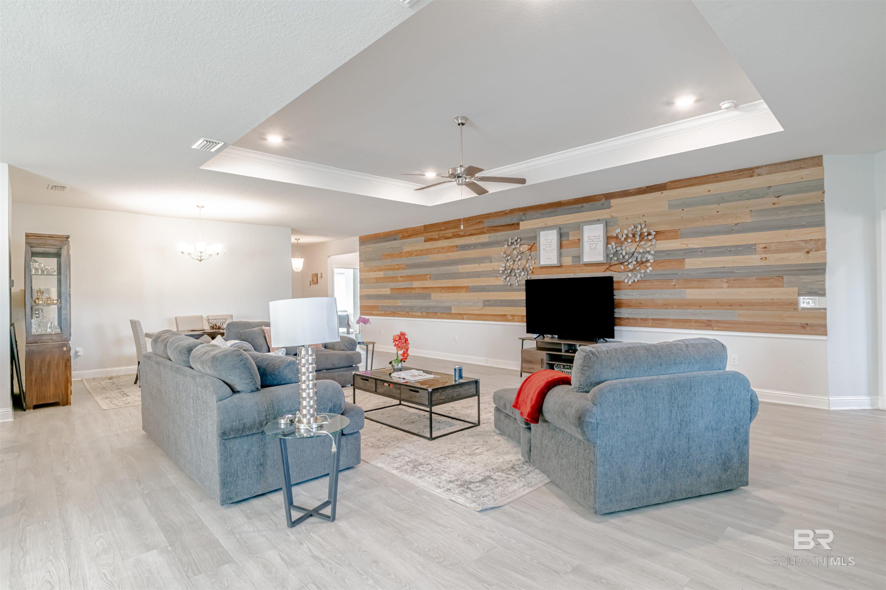 Spanish Fort, AL, 36527