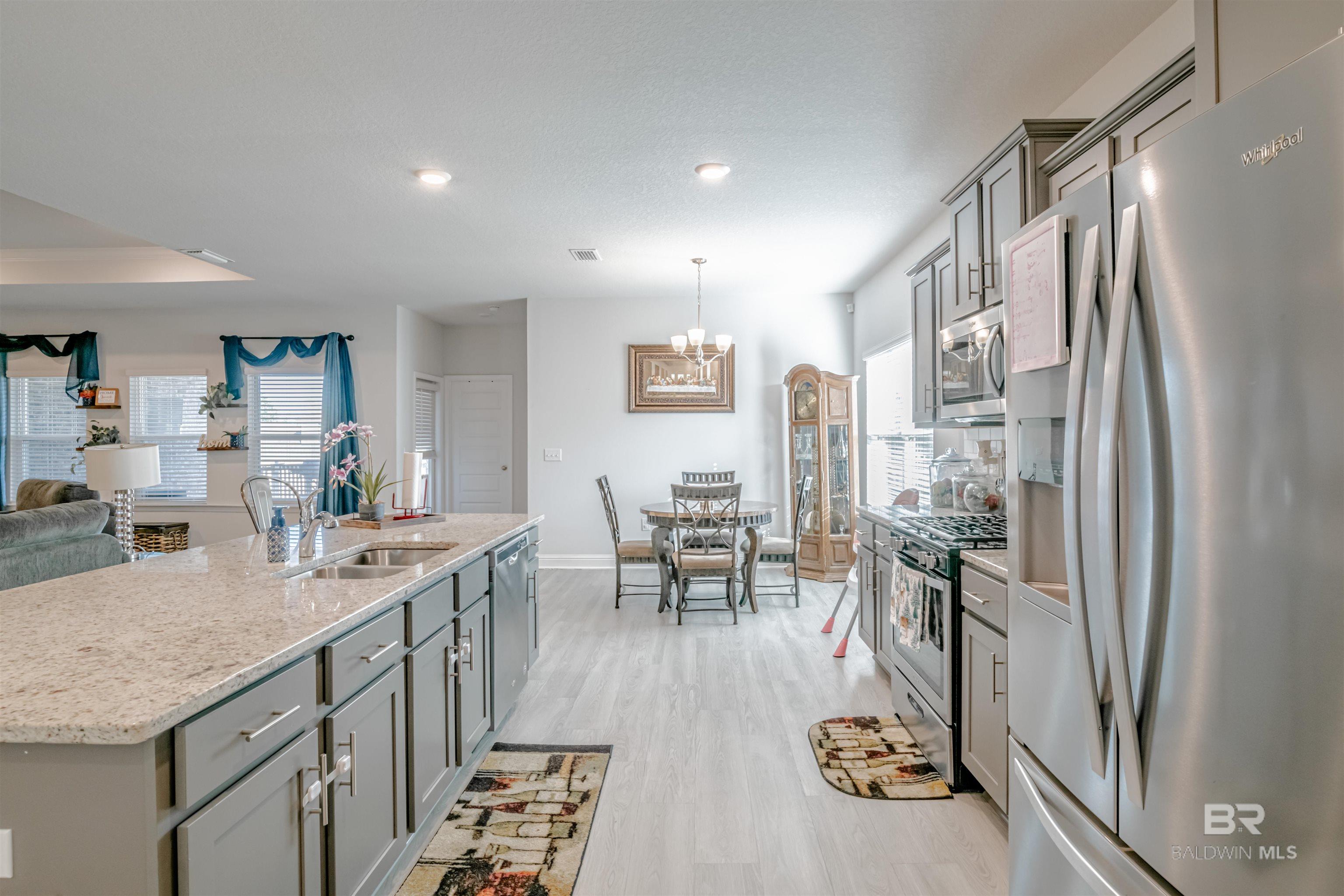 Spanish Fort, AL, 36527