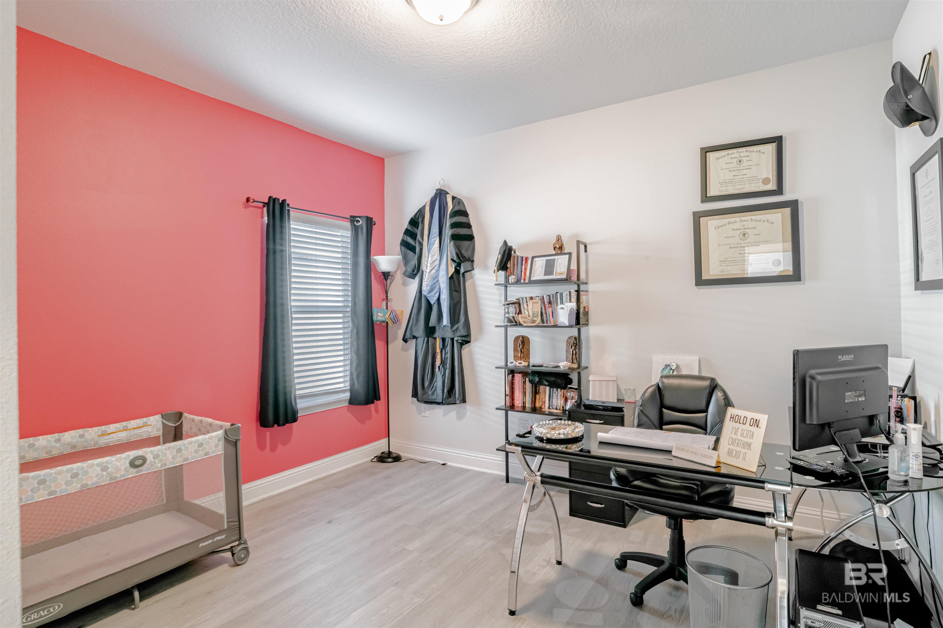 Spanish Fort, AL, 36527