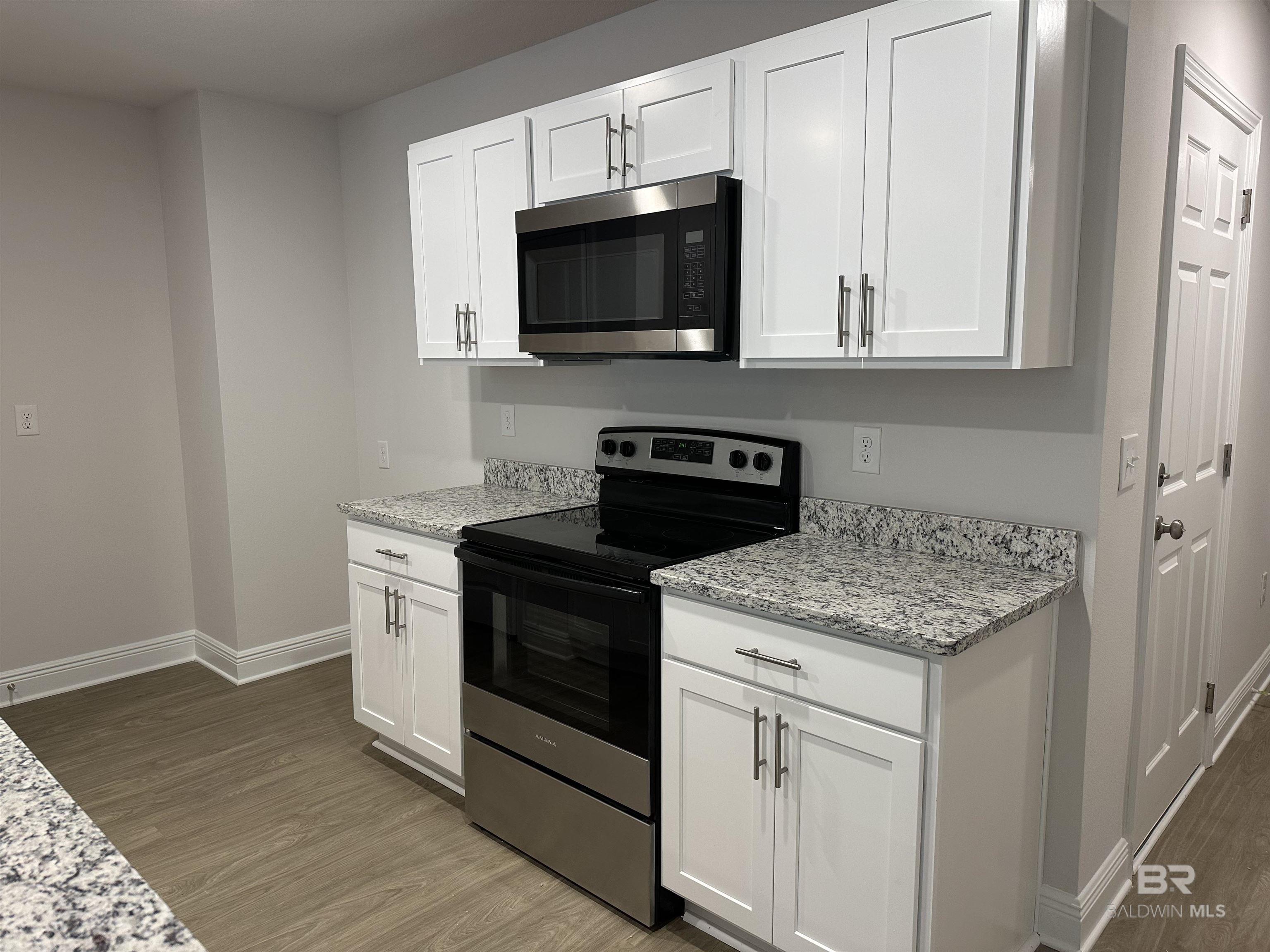 Cantonment, FL, 32533