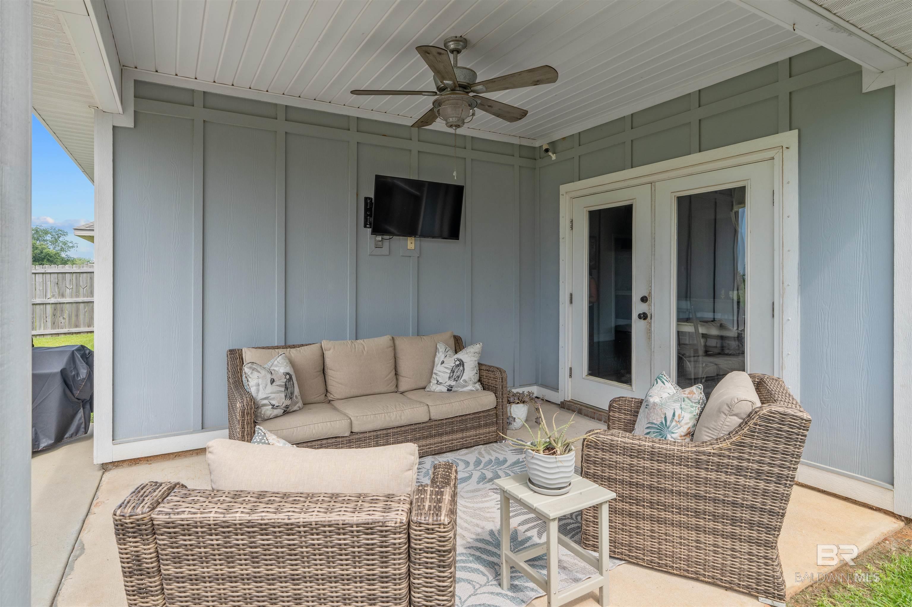 9396 Swan Point Road, Daphne, AL, 36526